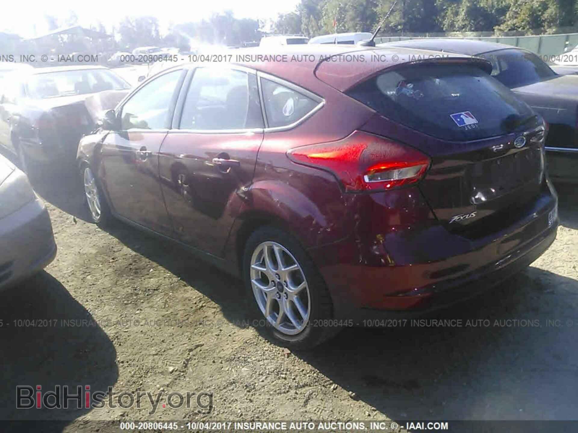 2015 Ford Focus - VIN: 1FADP3K26FL292389 - Photo 3