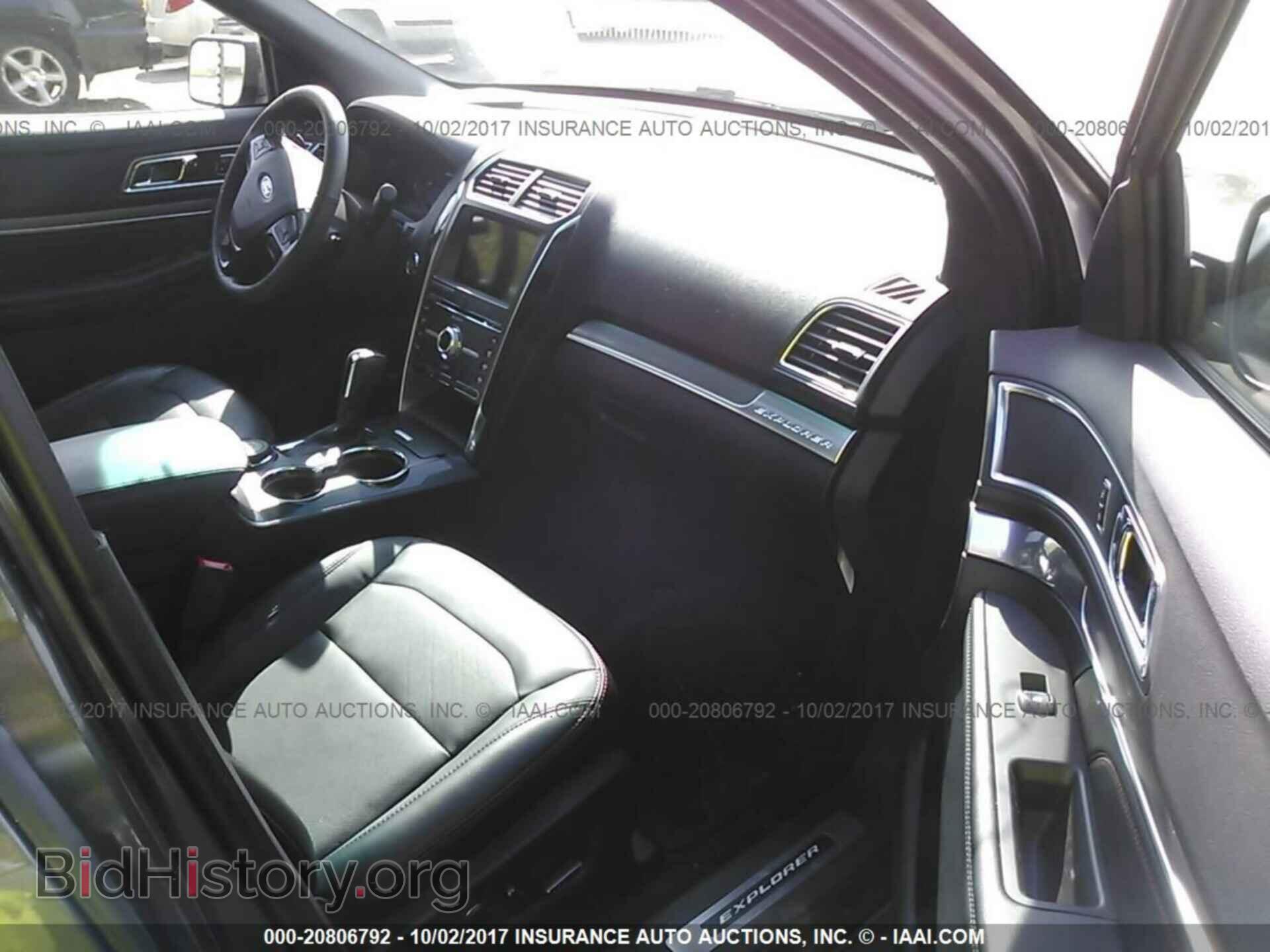 2017 Ford Explorer - VIN: 1FM5K8GT9HGA10409 - Photo 5
