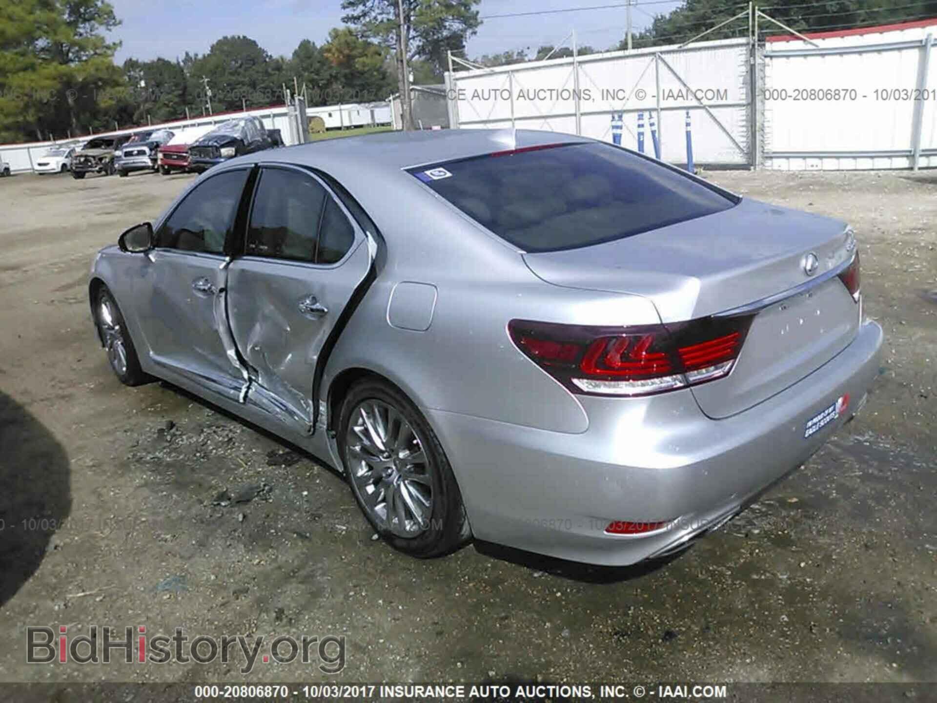 2016 Lexus Ls - VIN: JTHBL5EF0G5142242 - Photo 3
