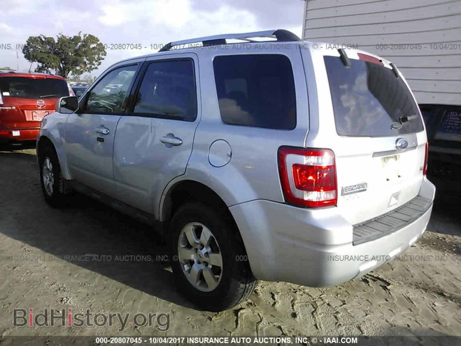 2011 Ford Escape - VIN: 1FMCU0EG3BKA93185 - Фото 3