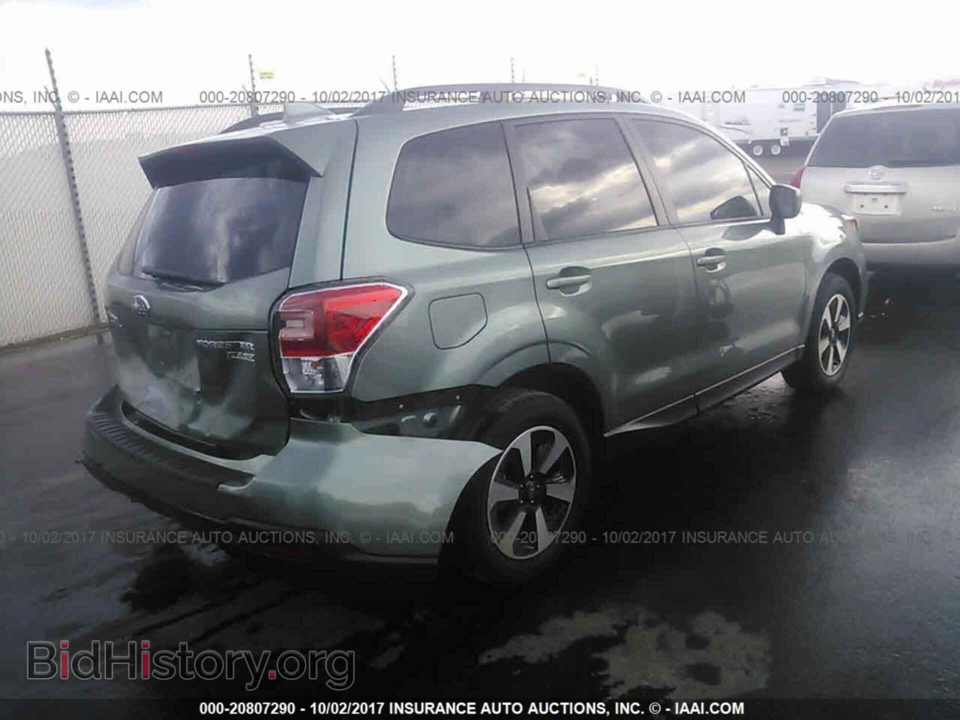 2017 Subaru Forester - VIN: JF2SJAEC1HH450379 - Фото 4