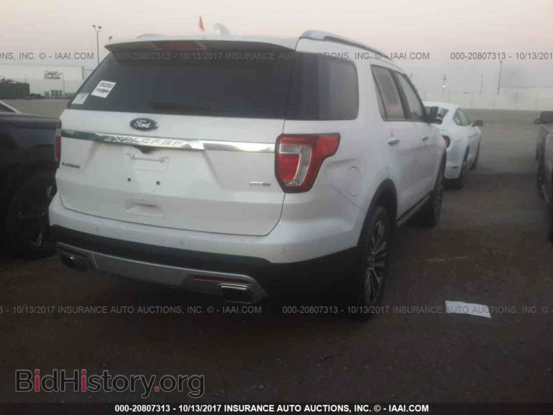 2017 Ford Explorer - VIN: 1FM5K8HT3HGD53201 - Фото 4