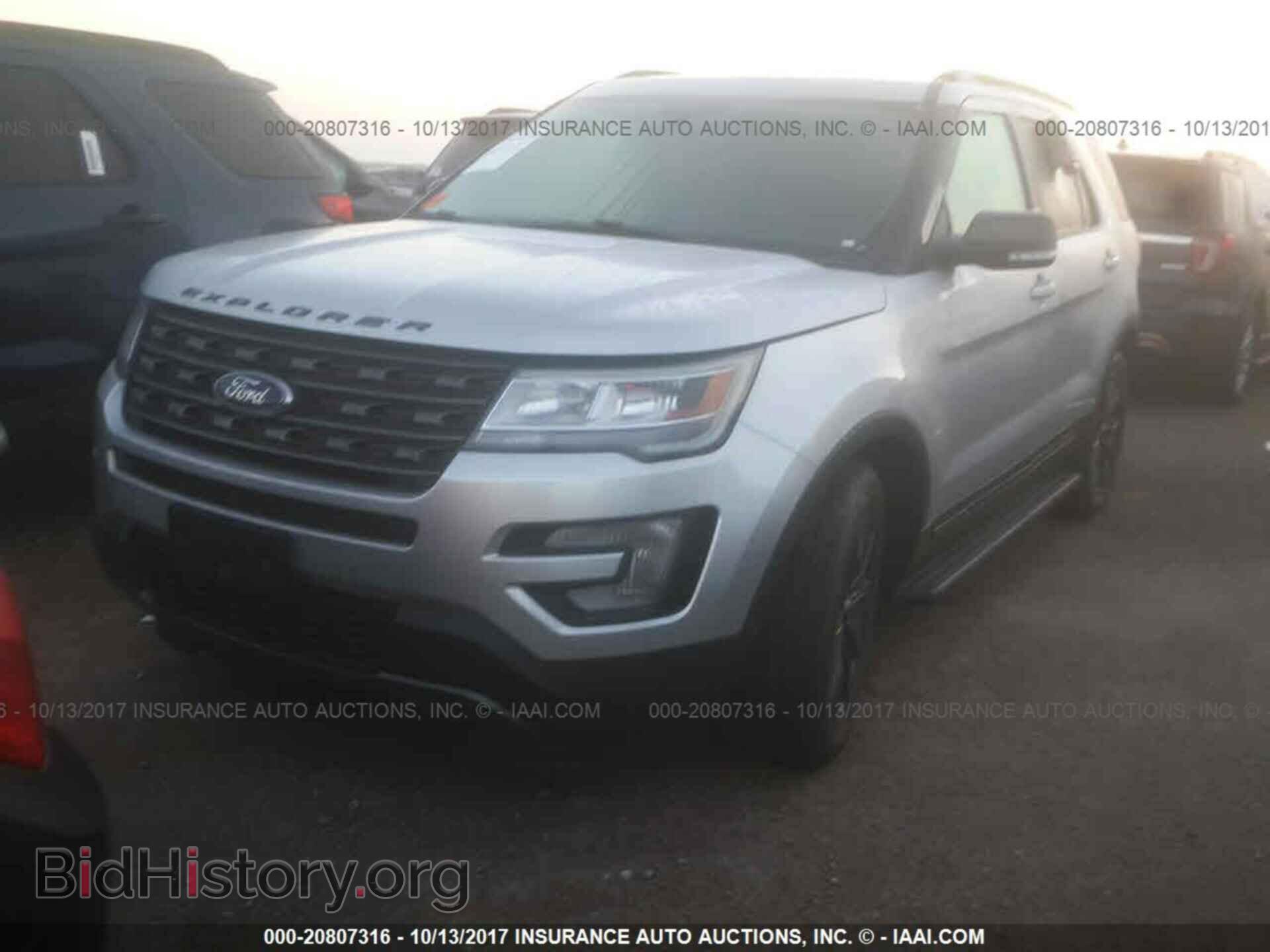 2017 Ford Explorer - VIN: 1FM5K7D83HGC13113 - Photo 2