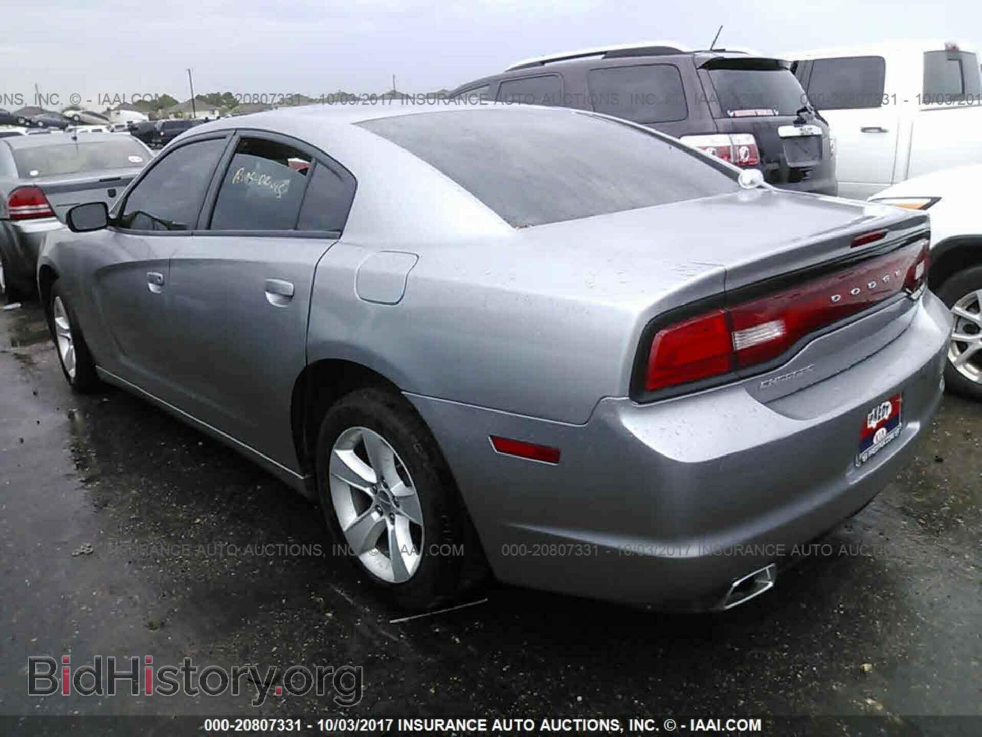 2011 Dodge Charger - VIN: 2B3CL3CGXBH520821 - Фото 3
