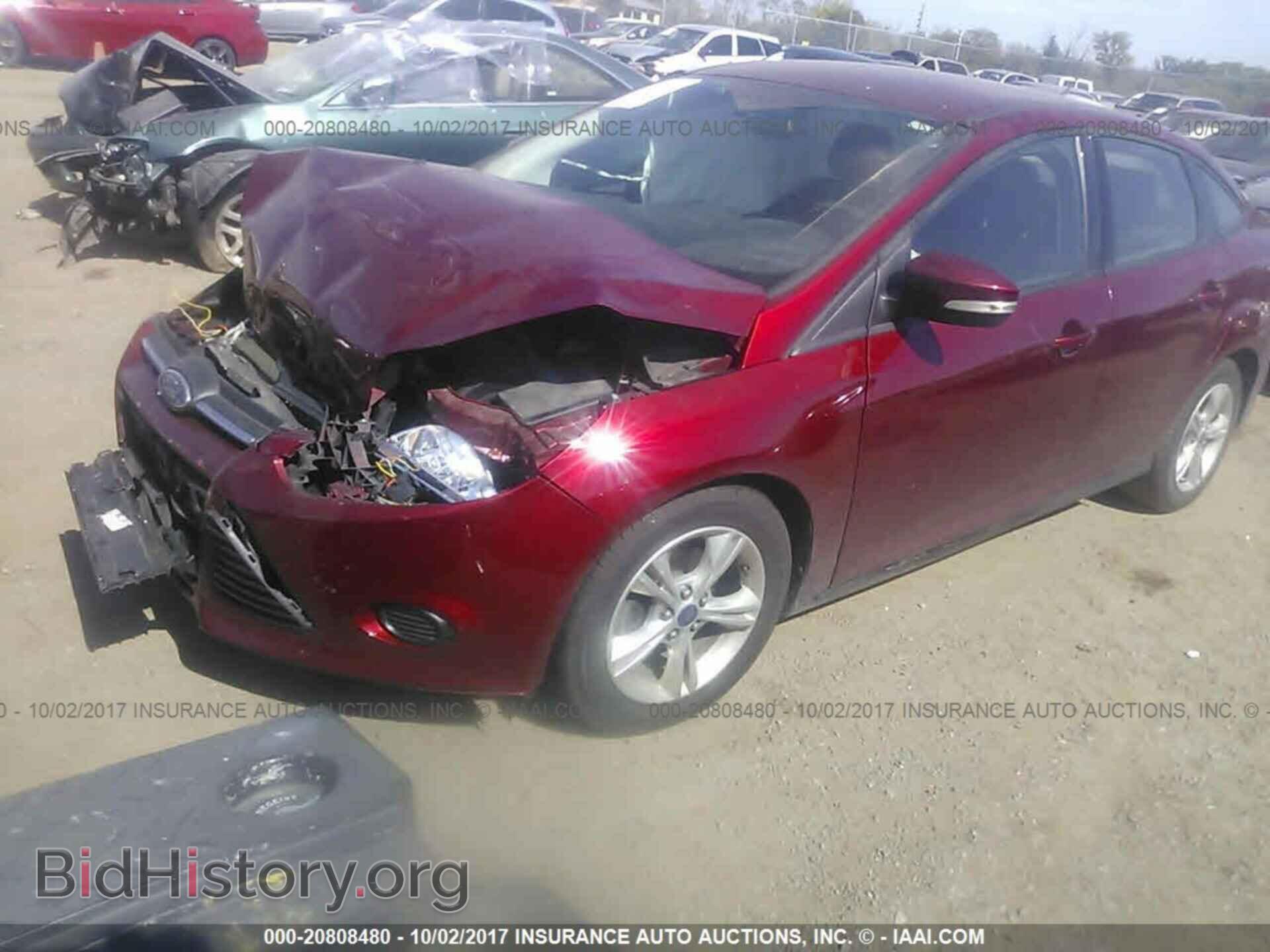 2013 Ford Focus - VIN: 1FADP3F20DL371189 - Фото 2