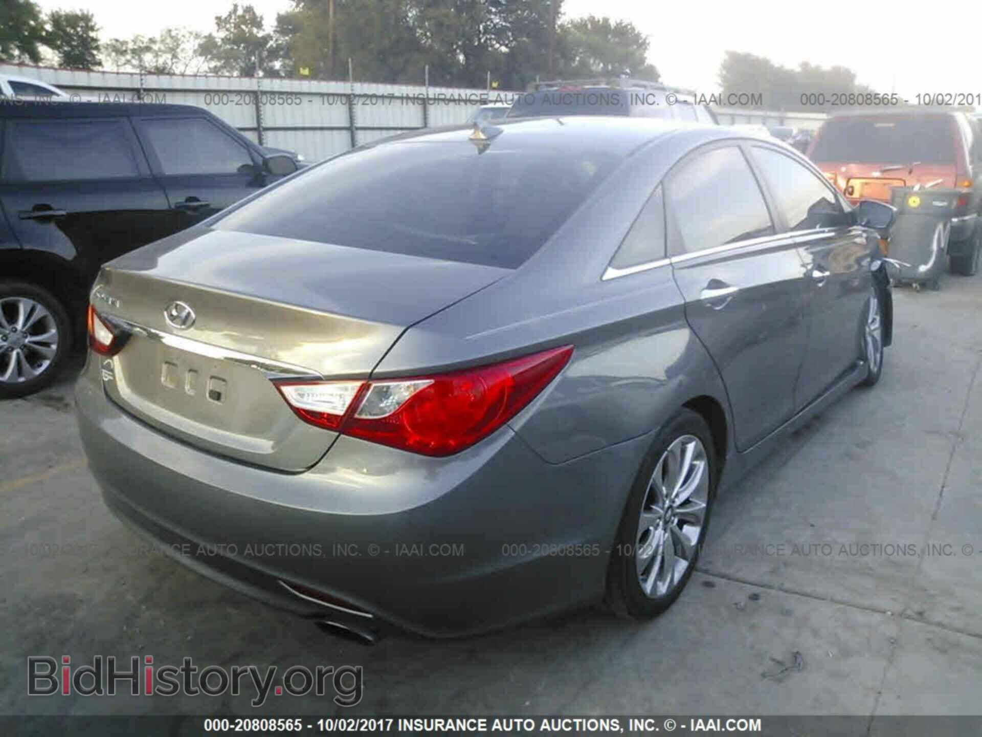 2012 Hyundai Sonata - VIN: 5NPEC4ACXCH497126 - Фото 4