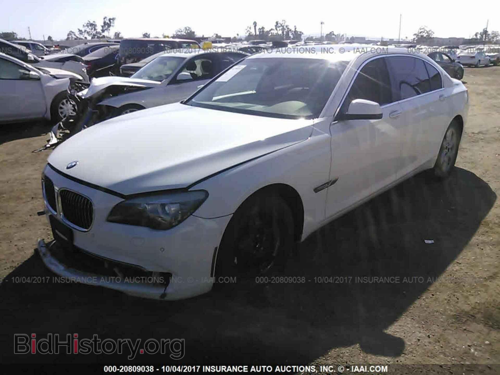 2012 Bmw 740 - VIN: WBAKB4C54CC575381 - Фото 2