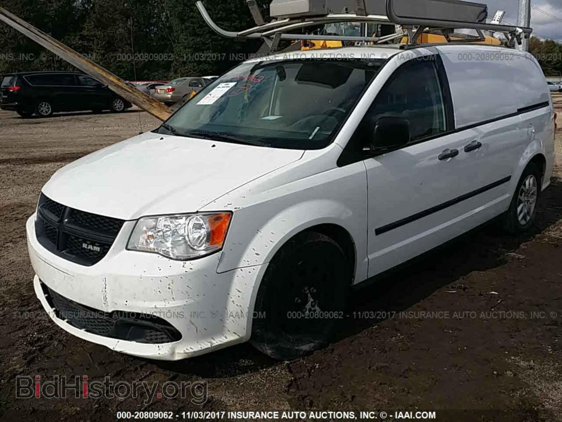 2014 Ram Tradesman - VIN: 2C4JRGAGXER353096 - Фото 2