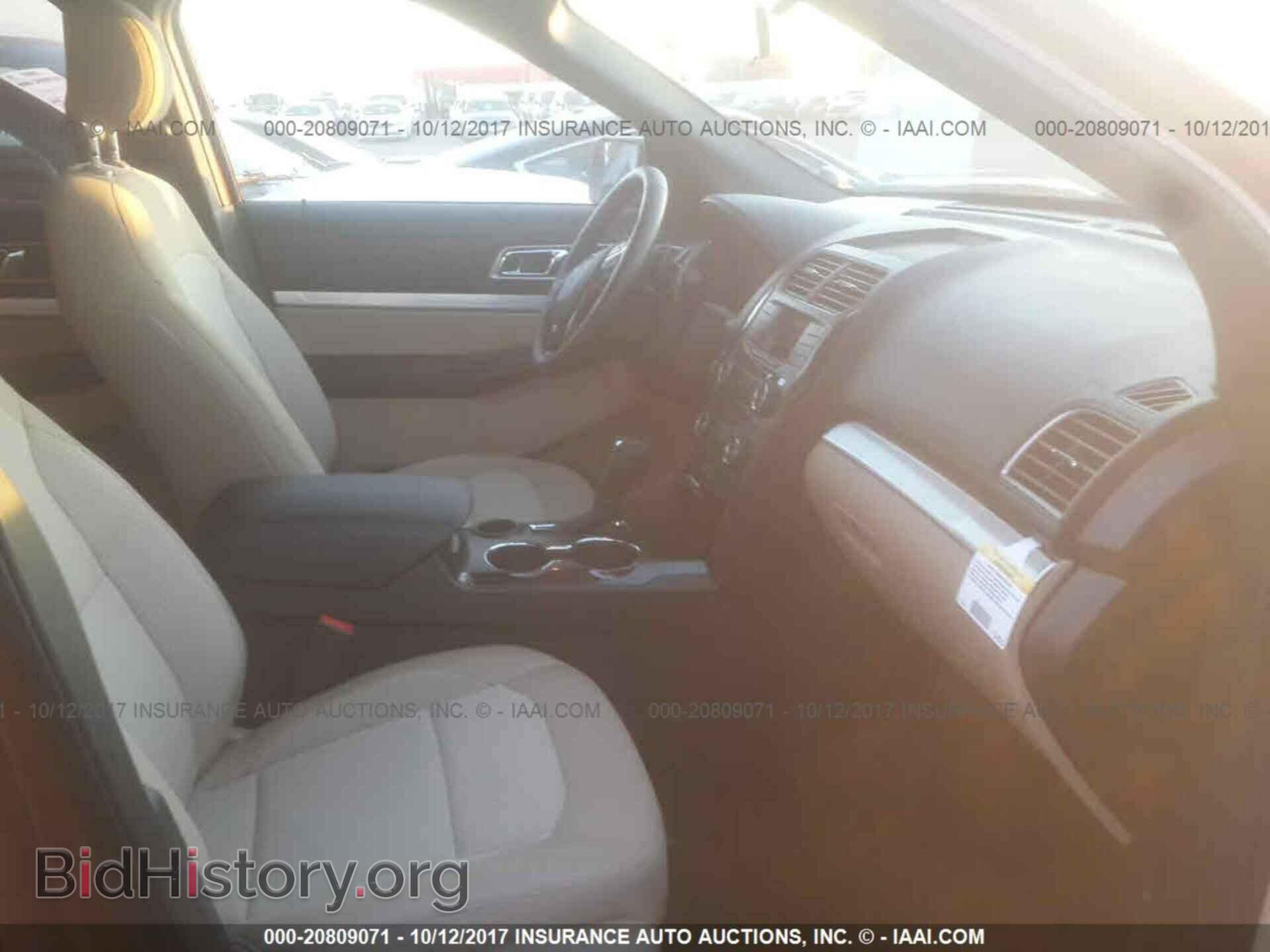 2017 Ford Explorer - VIN: 1FM5K7DH1HGD16580 - Photo 5