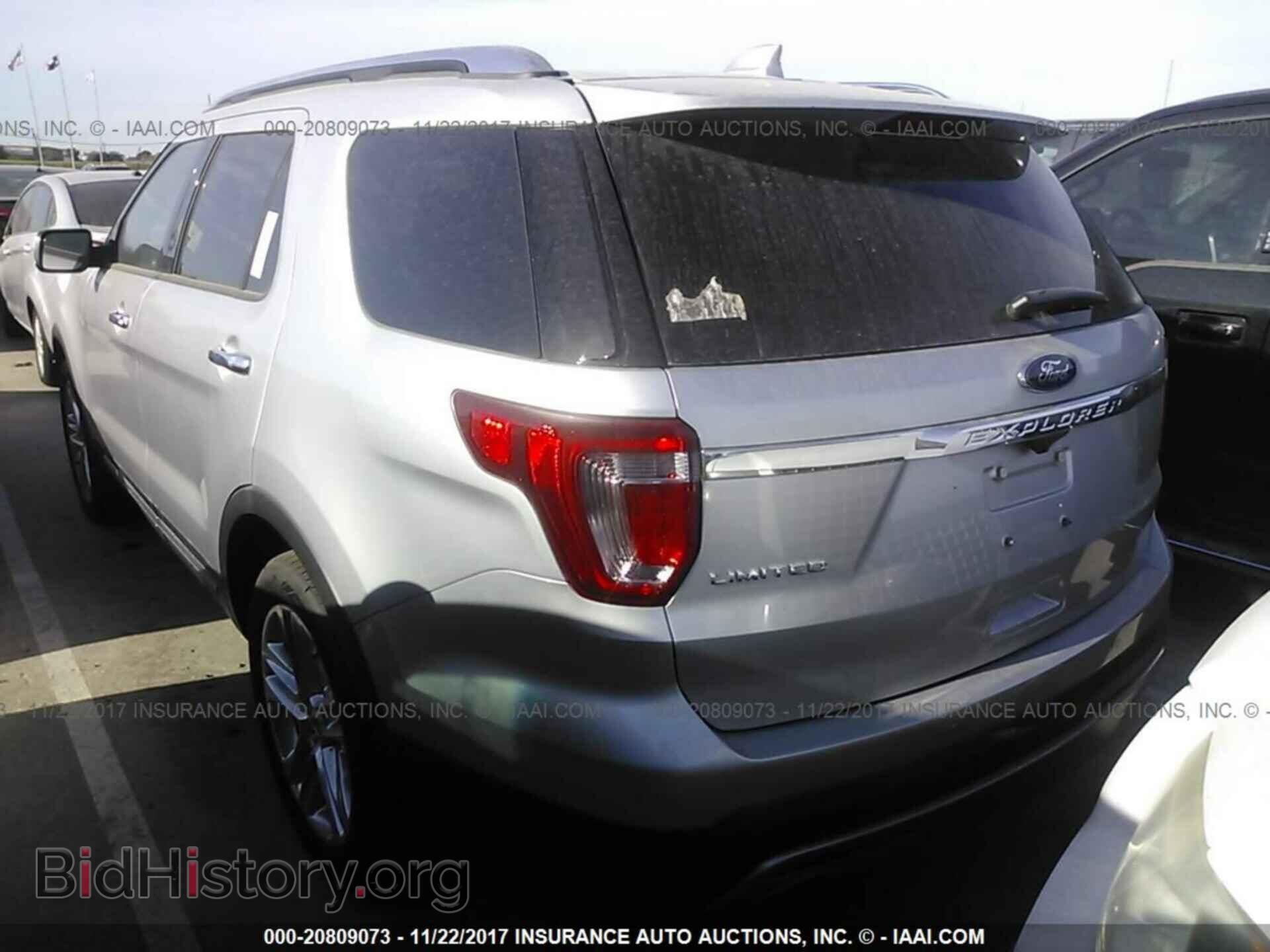 2017 Ford Explorer - VIN: 1FM5K7F83HGD85543 - Photo 3