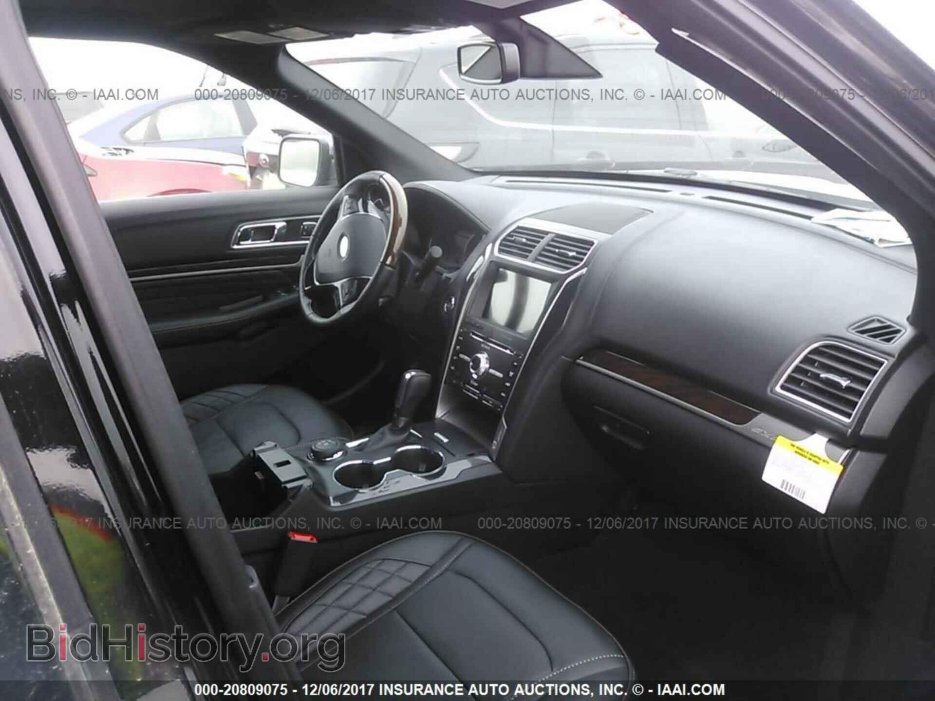 2017 Ford Explorer - VIN: 1FM5K8HT1HGC61276 - Photo 5