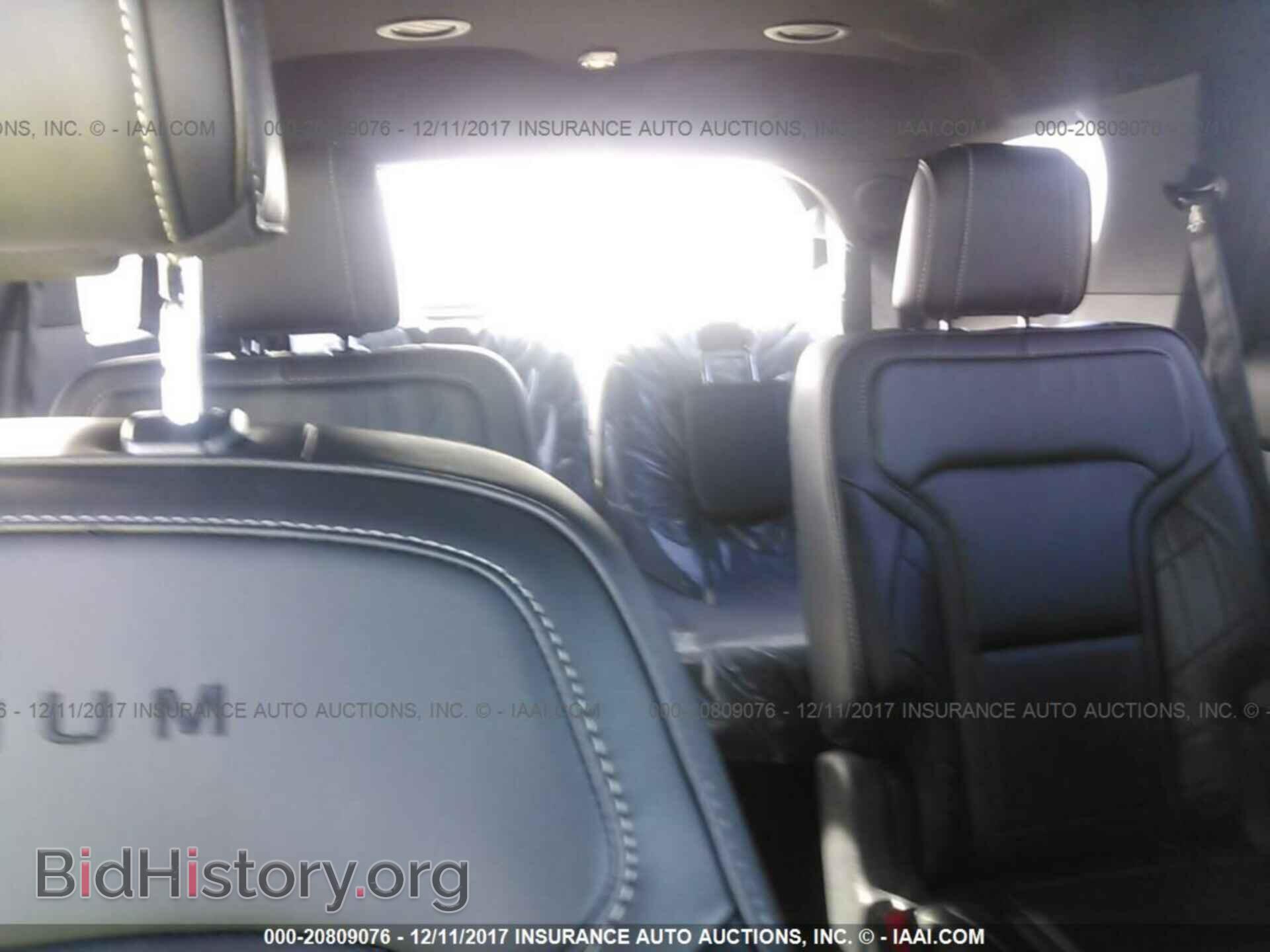 2017 Ford Explorer - VIN: 1FM5K8HT6HGD02548 - Photo 8
