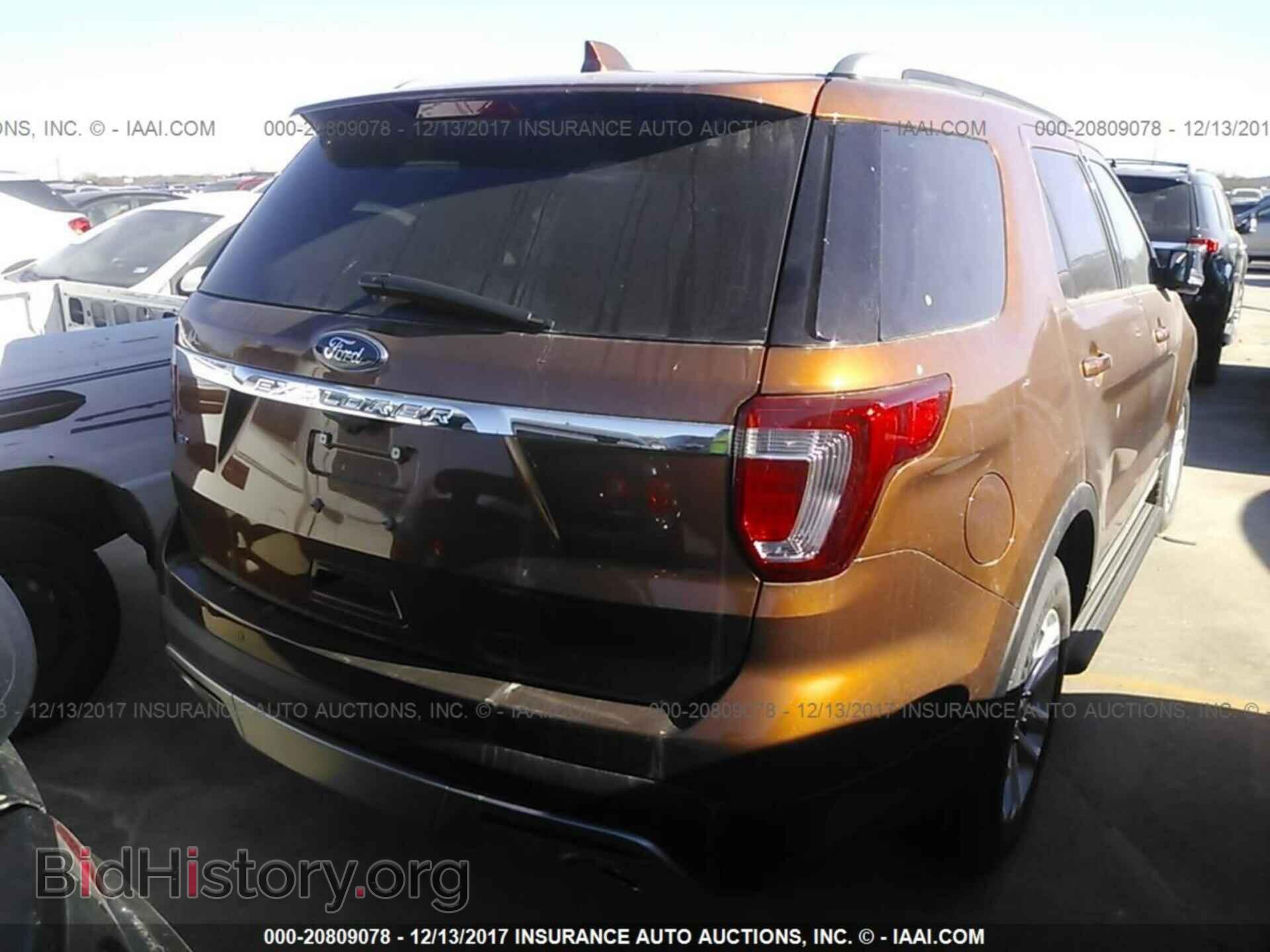 2017 Ford Explorer - VIN: 1FM5K7D85HGB14020 - Фото 4