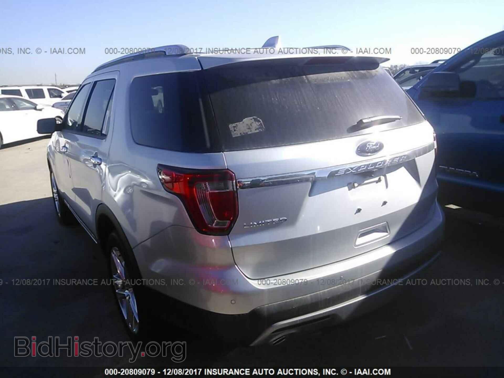 2017 Ford Explorer - VIN: 1FM5K7F8XHGD85541 - Photo 3