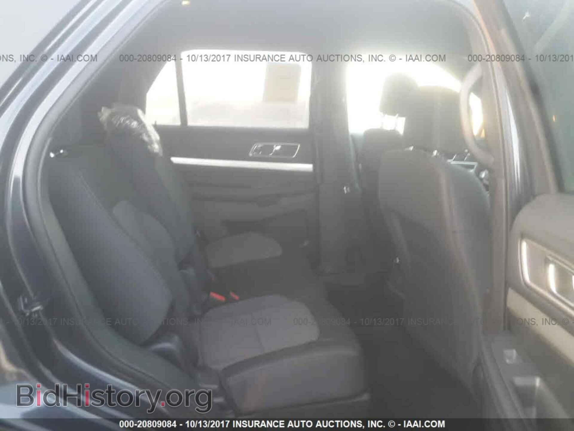 2017 Ford Explorer - VIN: 1FM5K7D82HGD20766 - Photo 8