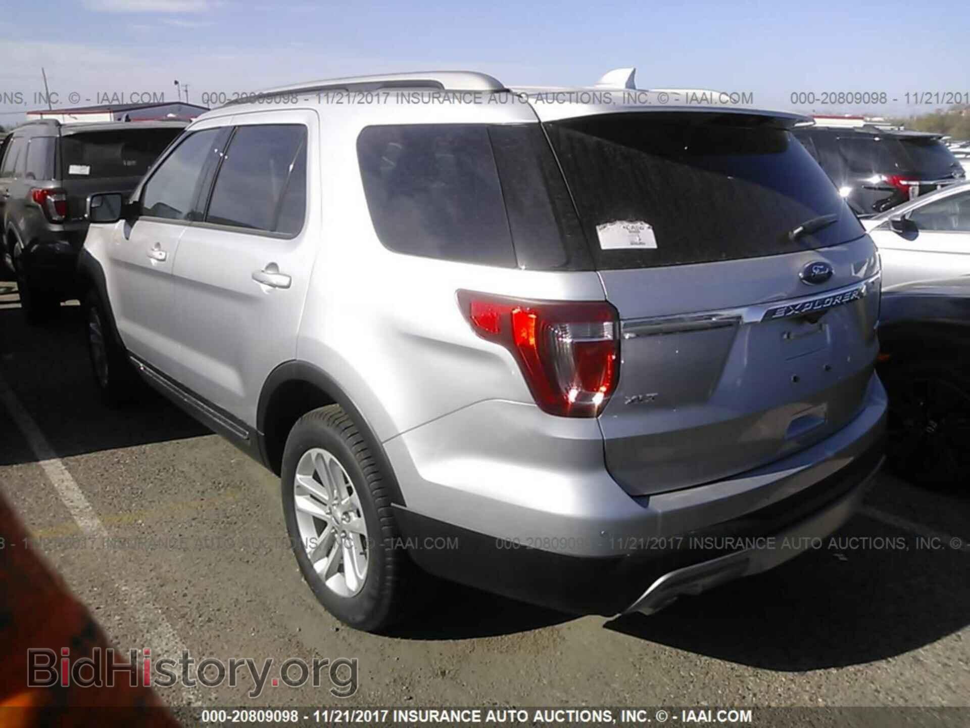 2017 Ford Explorer - VIN: 1FM5K7DH0HGD63583 - Photo 3