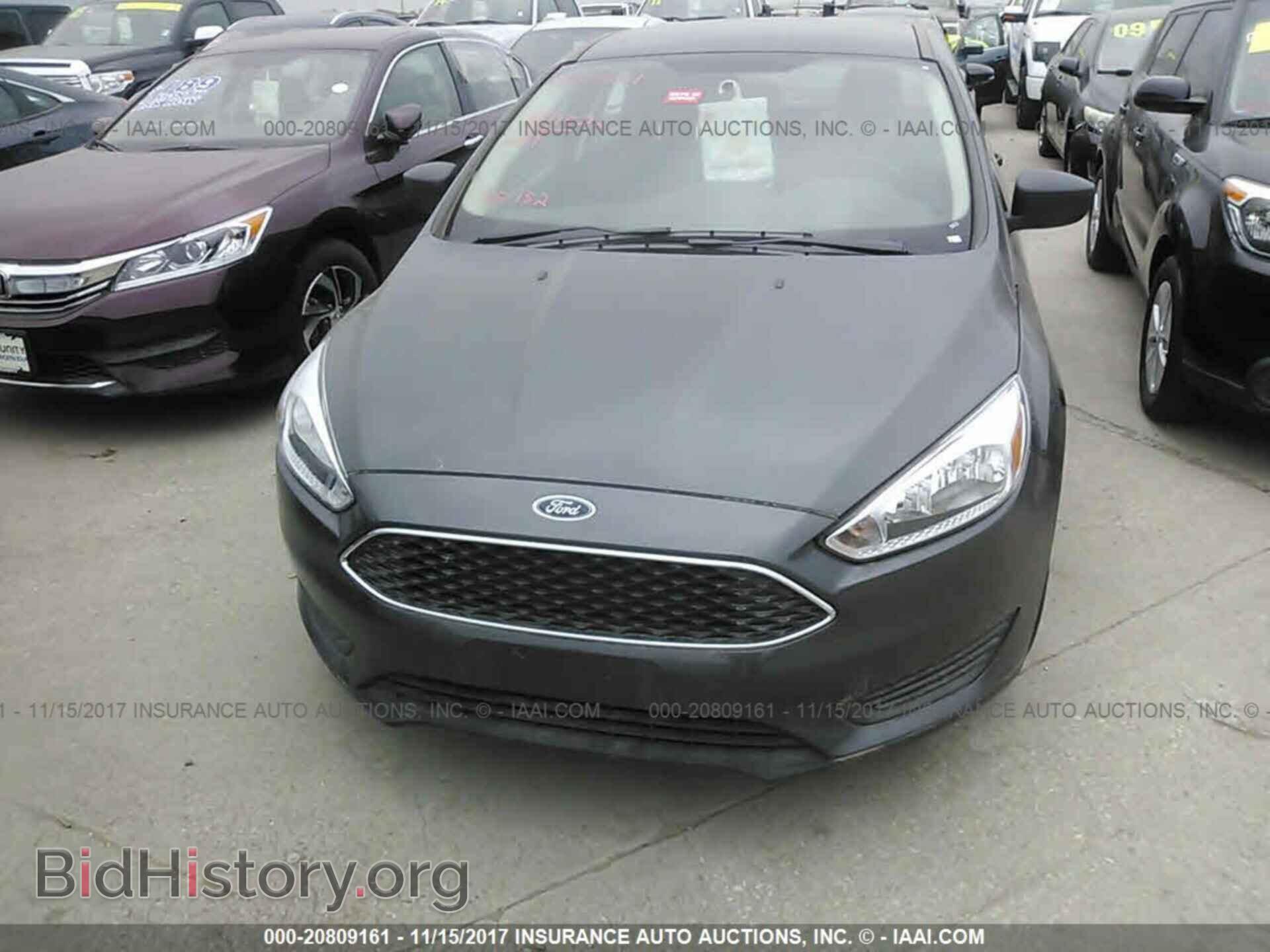 2017 Ford Focus - VIN: 1FADP3E28HL235464 - Фото 6