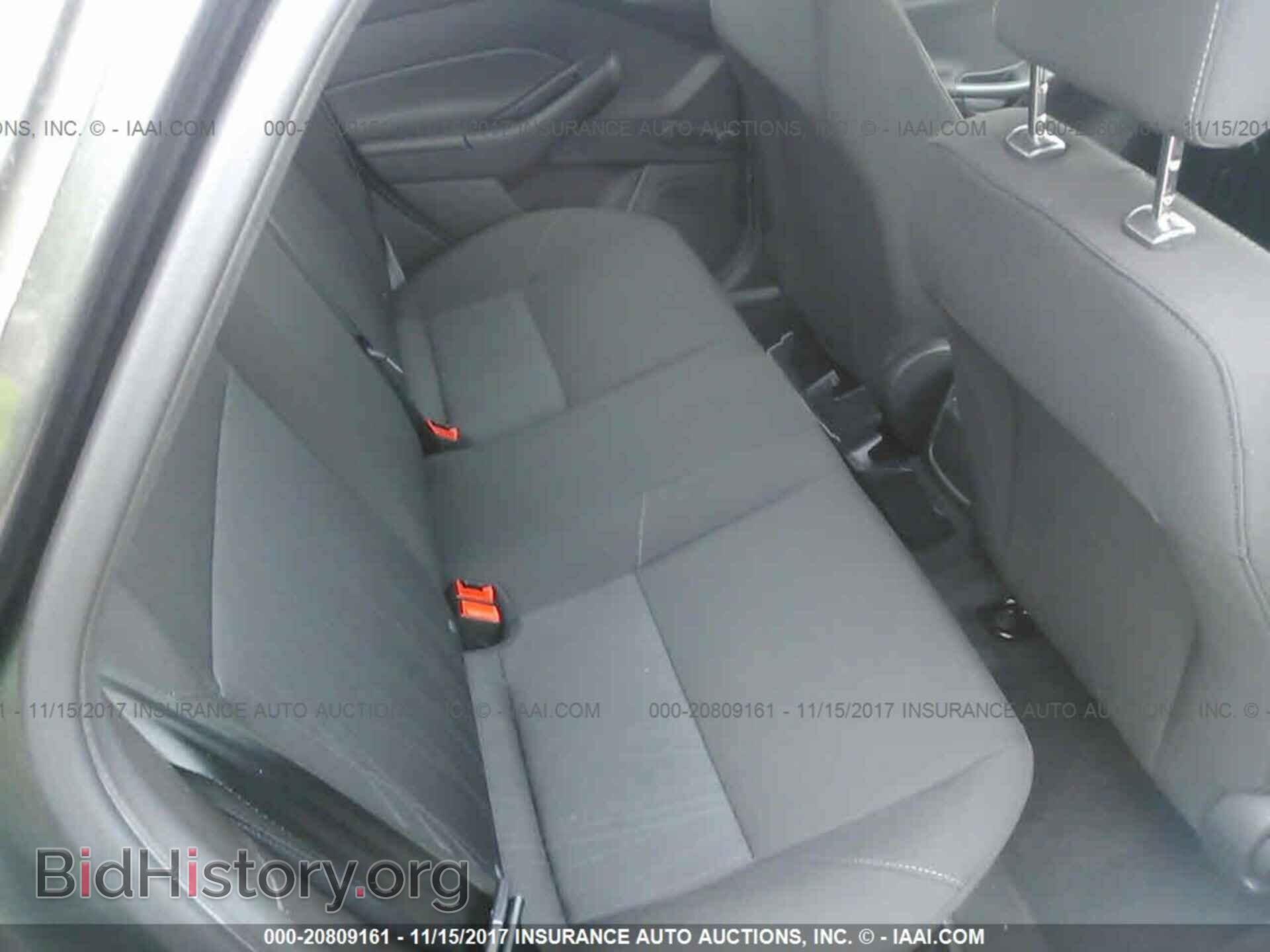 2017 Ford Focus - VIN: 1FADP3E28HL235464 - Фото 8
