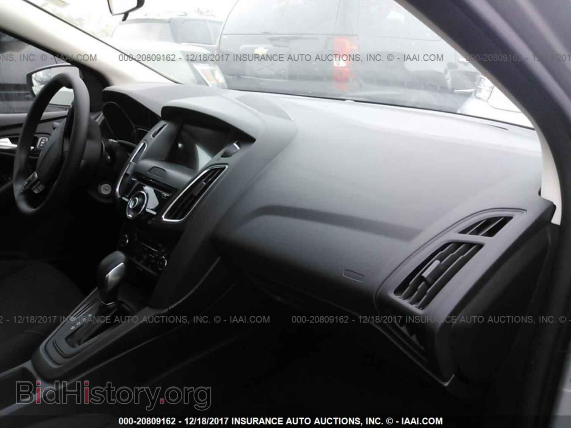 2017 Ford Focus - VIN: 1FADP3H20HL307625 - Фото 5