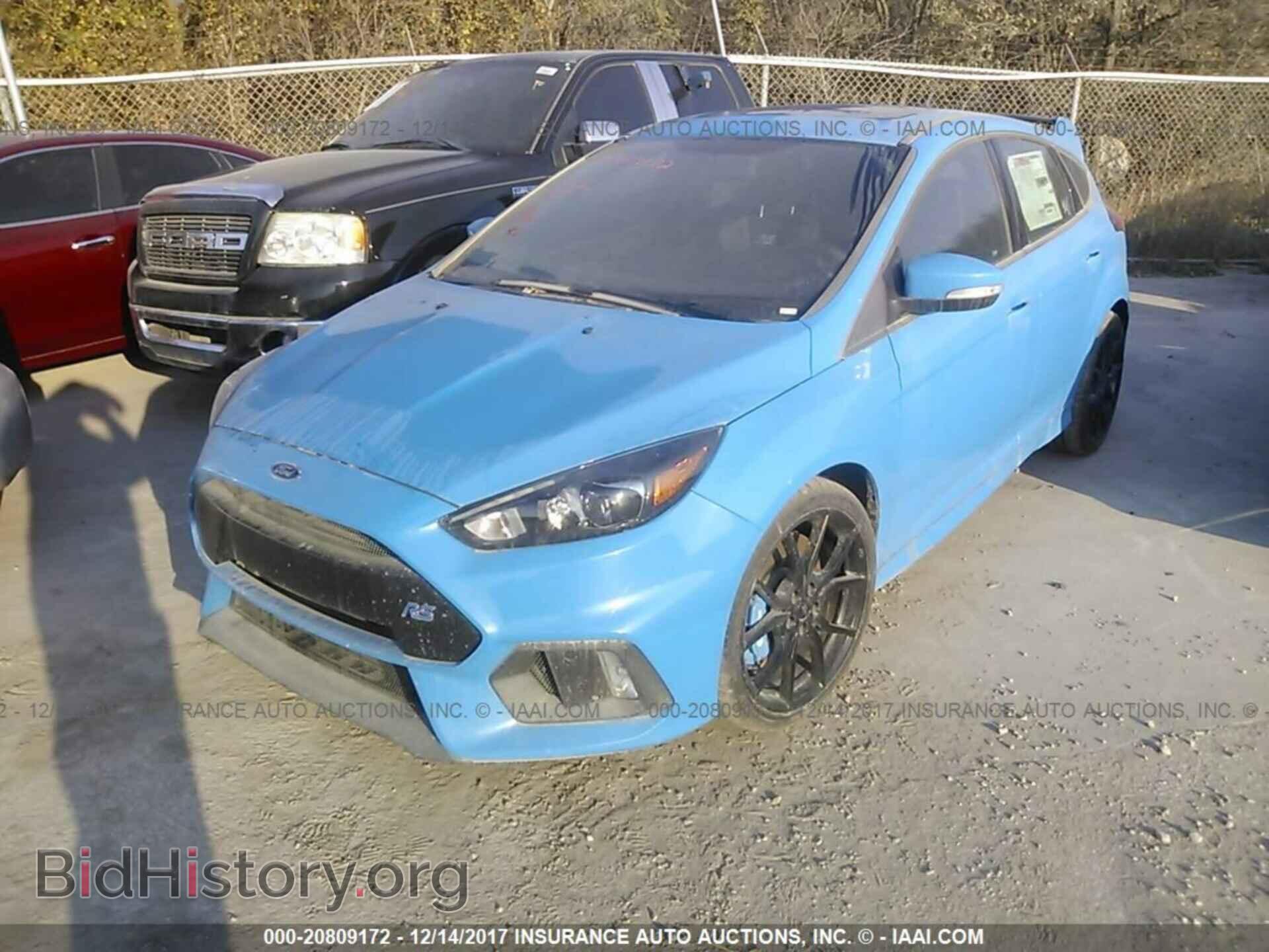 2017 Ford Focus - VIN: WF0DP3TH2H4124983 - Photo 2