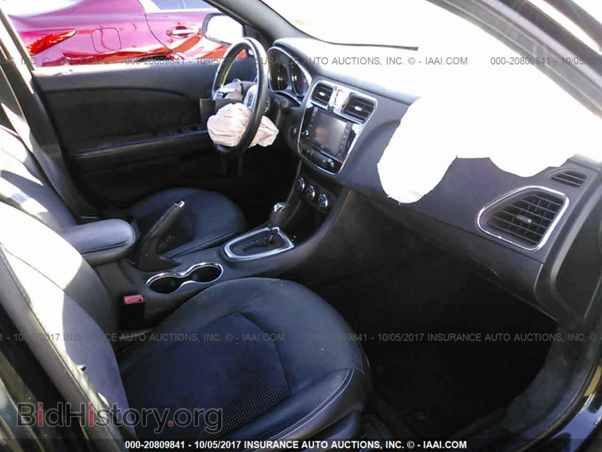 2012 Chrysler 200 - VIN: 1C3CCBHG9CN162075 - Фото 5