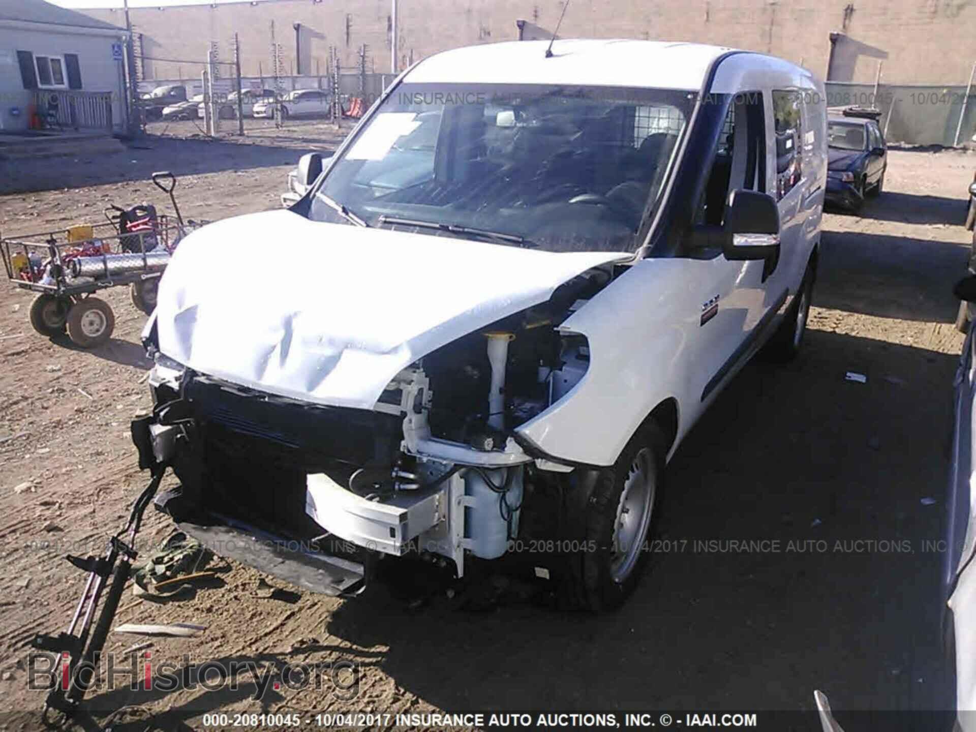2017 Ram Promaster - VIN: ZFBERFABXH6E47352 - Photo 2