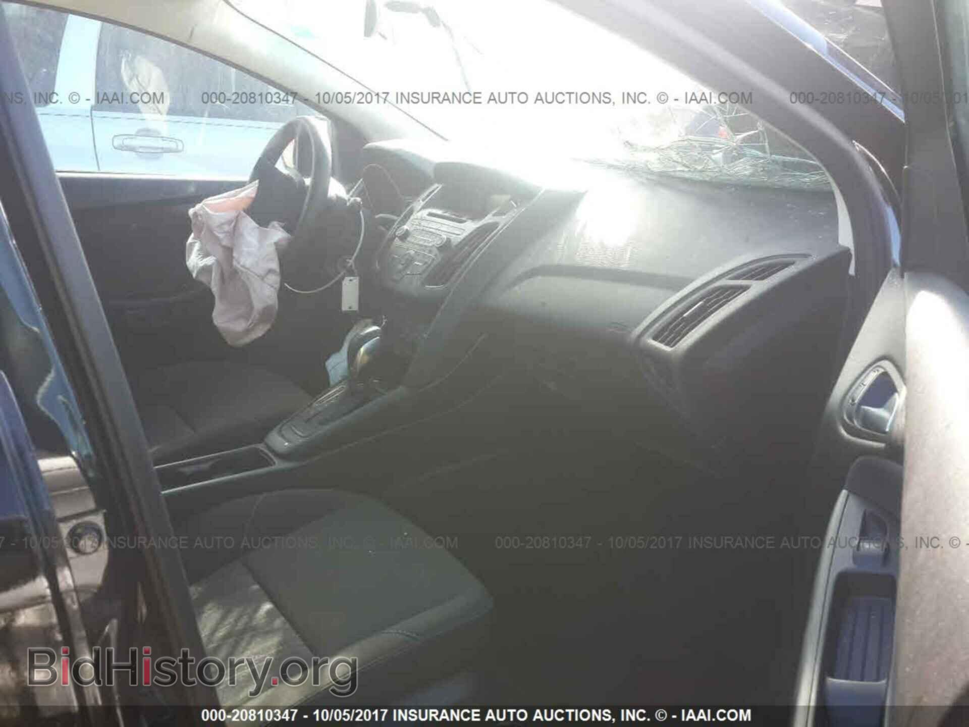 2016 Ford Focus - VIN: 1FADP3K2XGL324357 - Фото 5