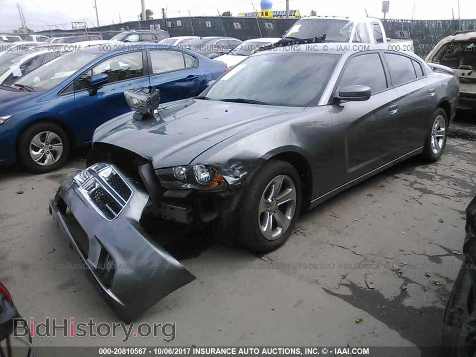 2012 Dodge Charger - VIN: 2C3CDXBGXCH302601 - Фото 2