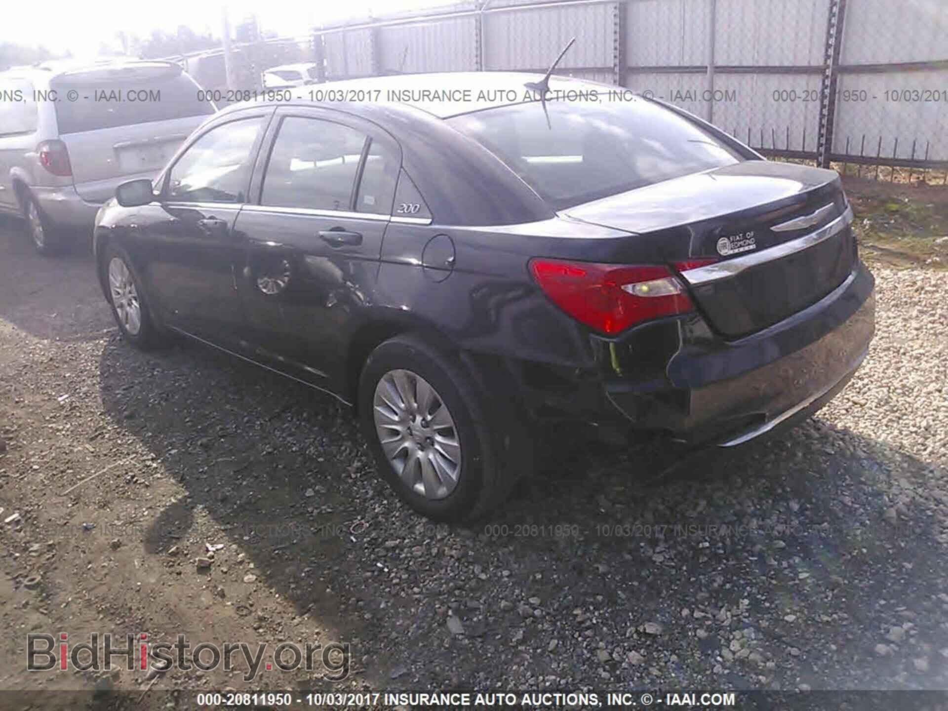 2014 Chrysler 200 - VIN: 1C3CCBAB2EN124401 - Фото 3