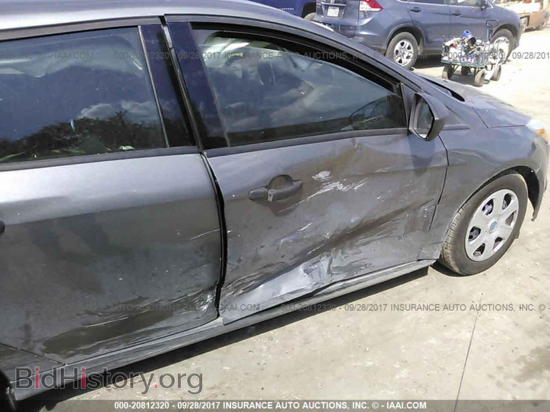 2012 Ford Focus - VIN: 1FAHP3E29CL129244 - Photo 6