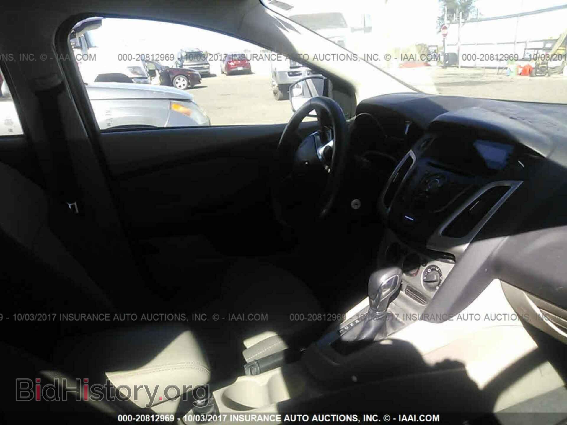 2012 Ford Focus - VIN: 1FAHP3K2XCL257450 - Photo 5
