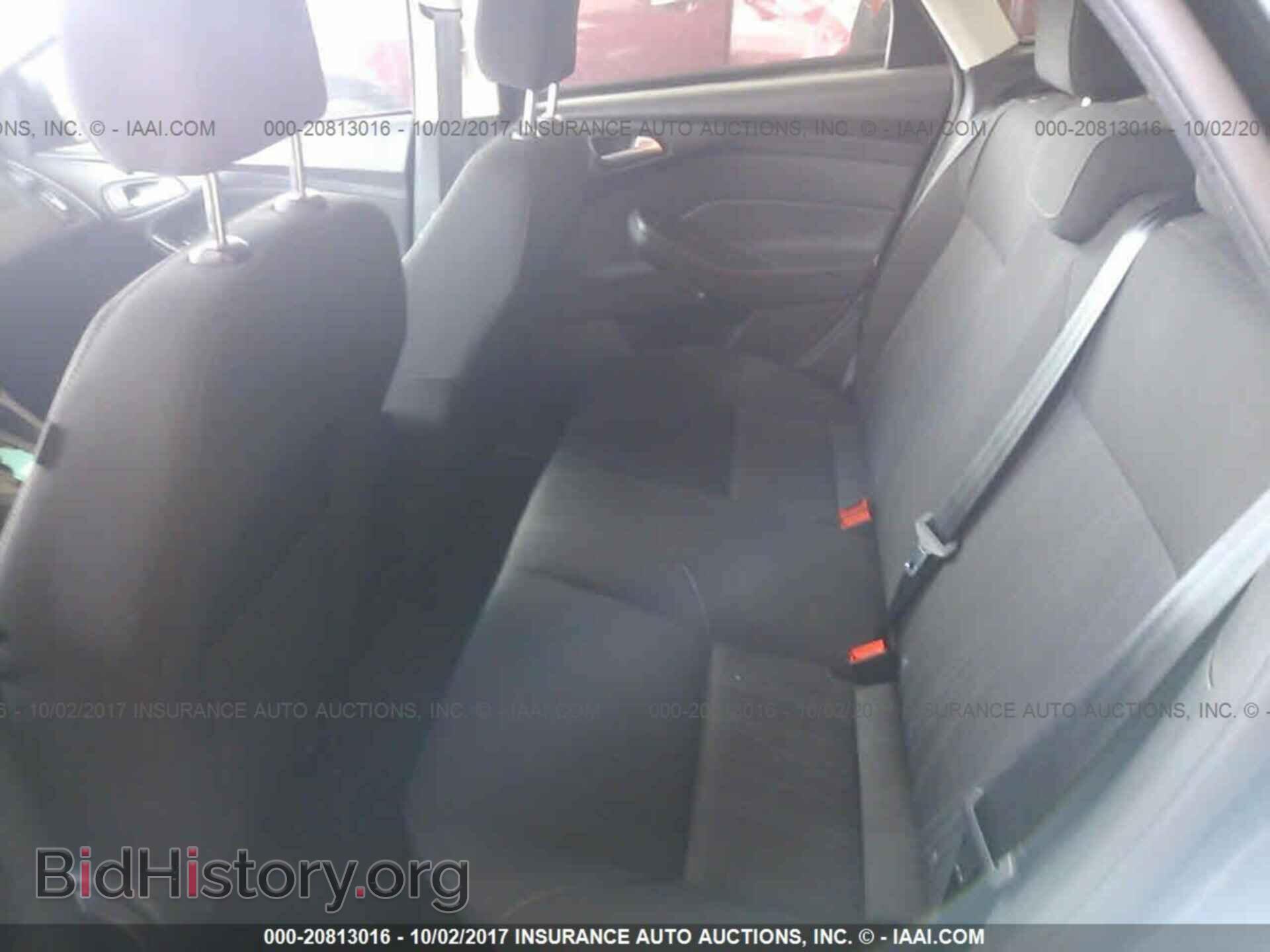 2015 Ford Focus - VIN: 1FADP3F26FL219534 - Photo 8