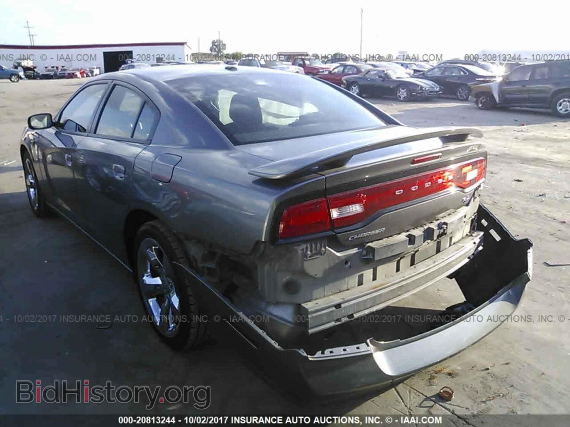 2011 Dodge Charger - VIN: 2B3CL5CT4BH609664 - Фото 3