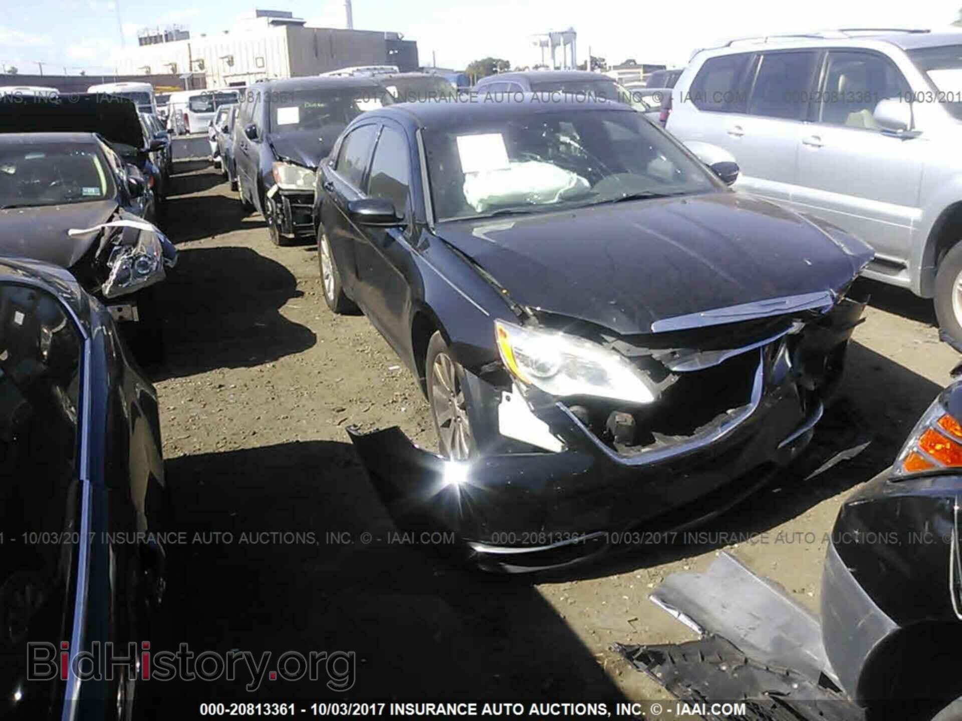 Photo 1C3CCBBG0DN528208 - Chrysler 200 2013