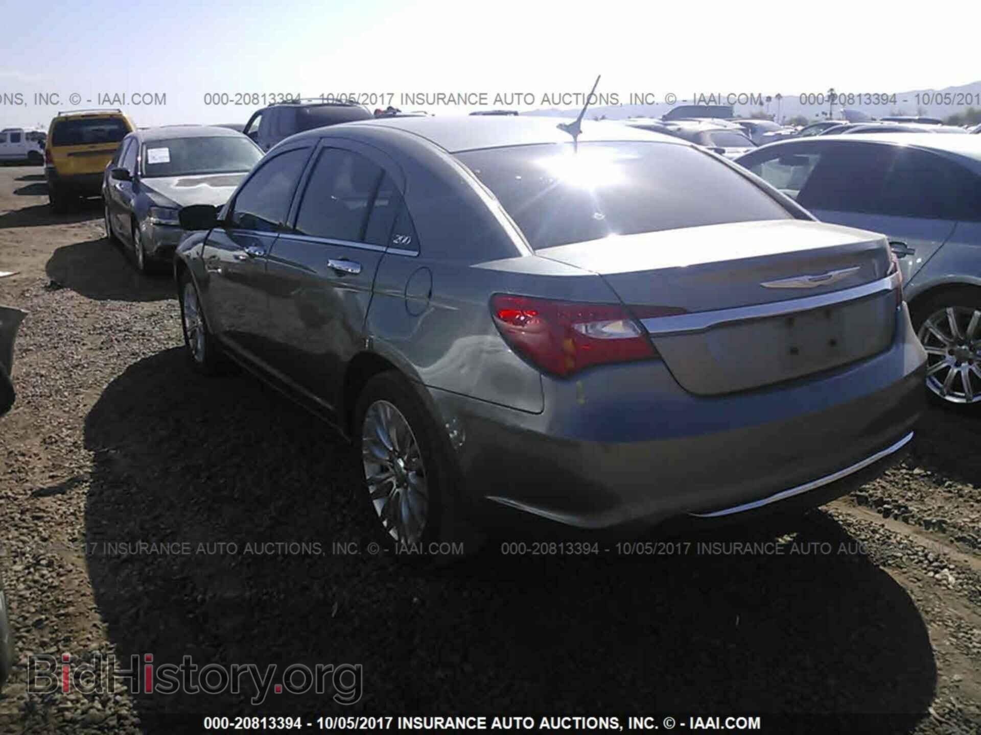 2012 Chrysler 200 - VIN: 1C3CCBCB2CN162981 - Photo 3