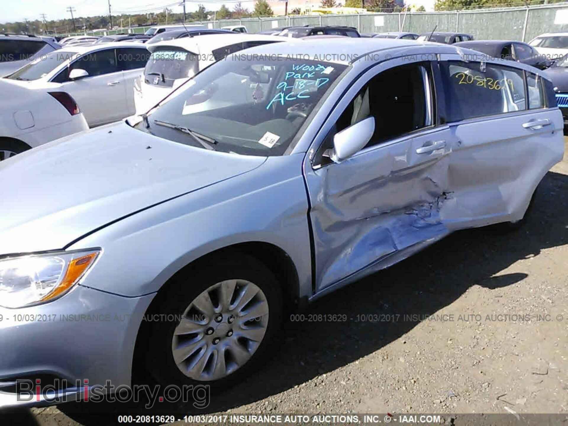 2013 Chrysler 200 - VIN: 1C3CCBABXDN764807 - Фото 6