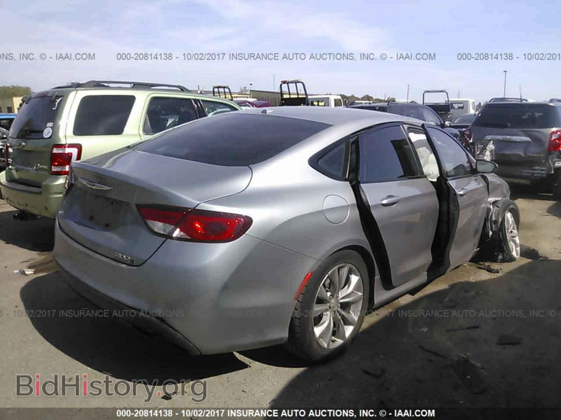 2015 Chrysler 200 - VIN: 1C3CCCBB0FN505668 - Photo 4