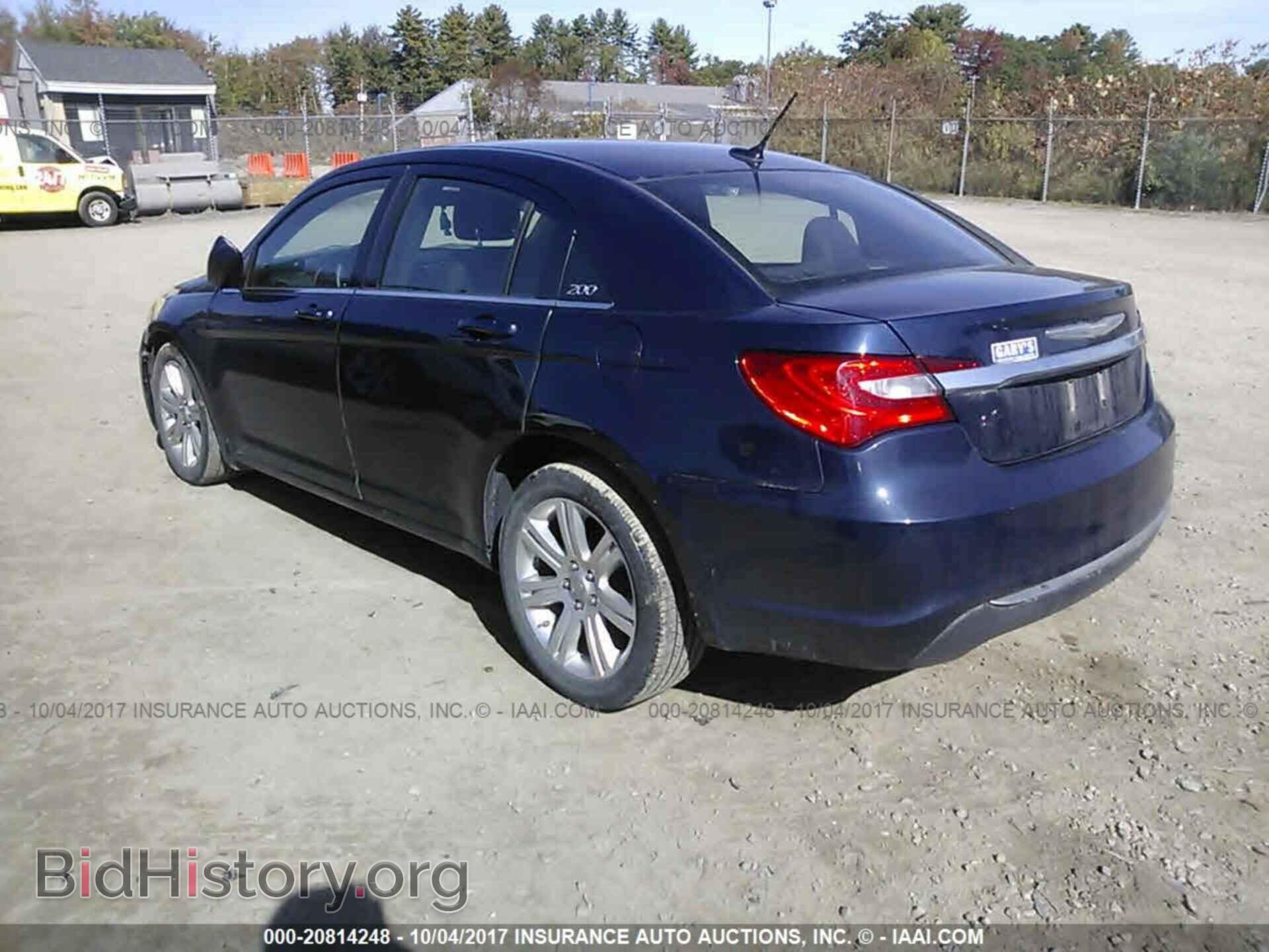 2013 Chrysler 200 - VIN: 1C3CCBAB8DN761887 - Фото 3
