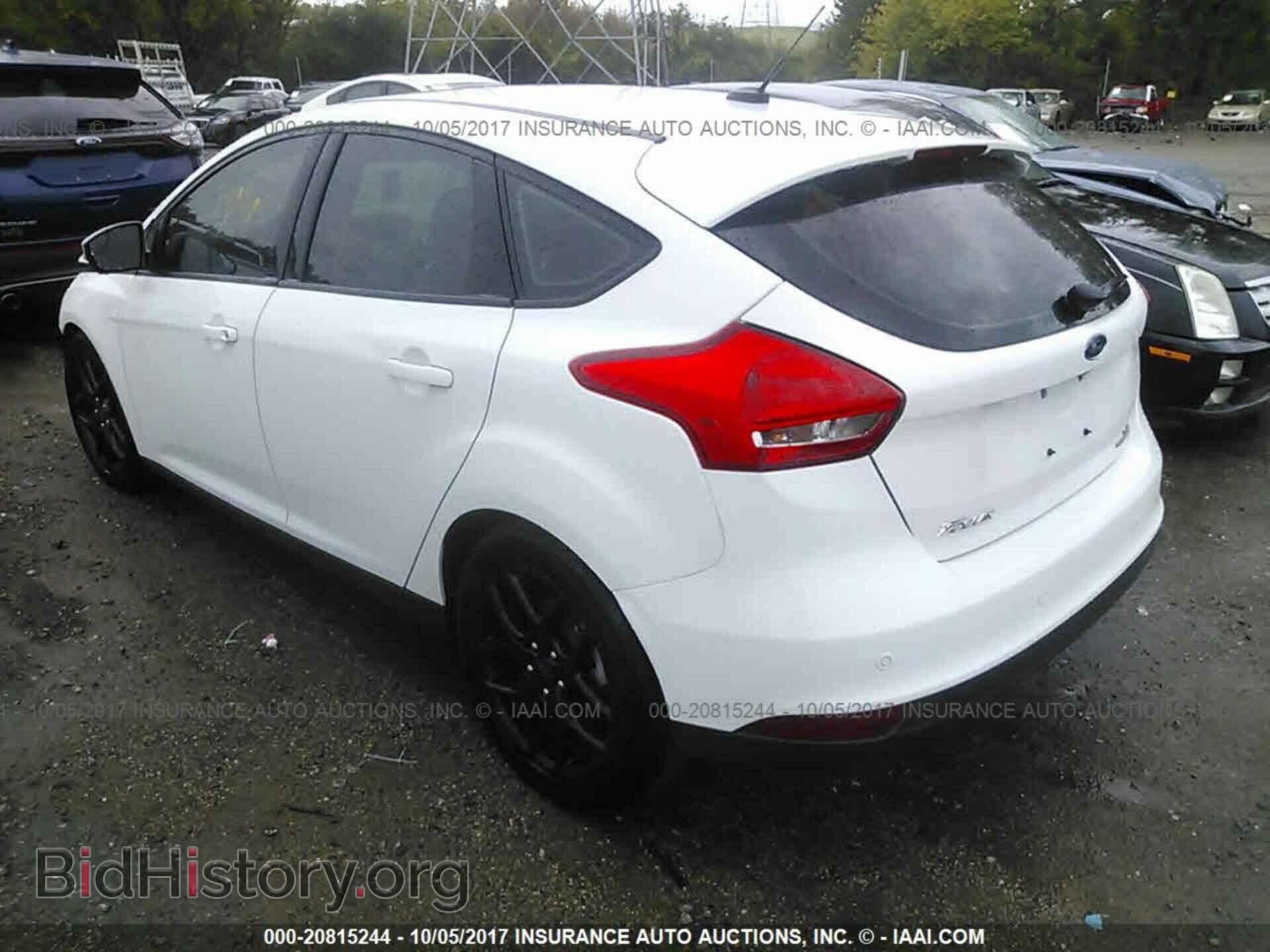 2016 Ford Focus - VIN: 1FADP3K28GL302597 - Фото 3