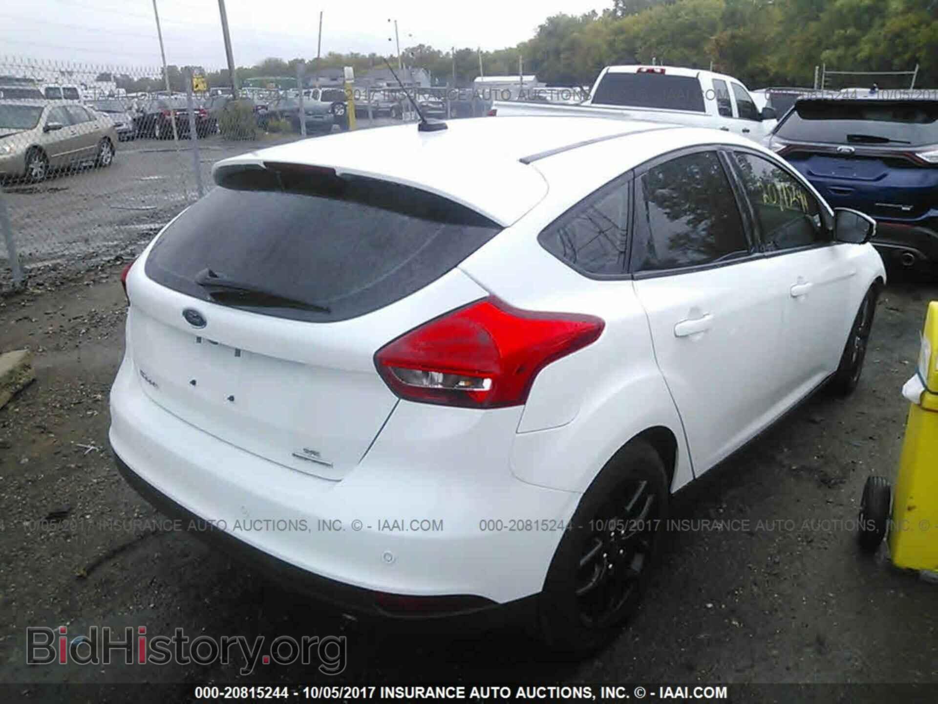 2016 Ford Focus - VIN: 1FADP3K28GL302597 - Фото 4