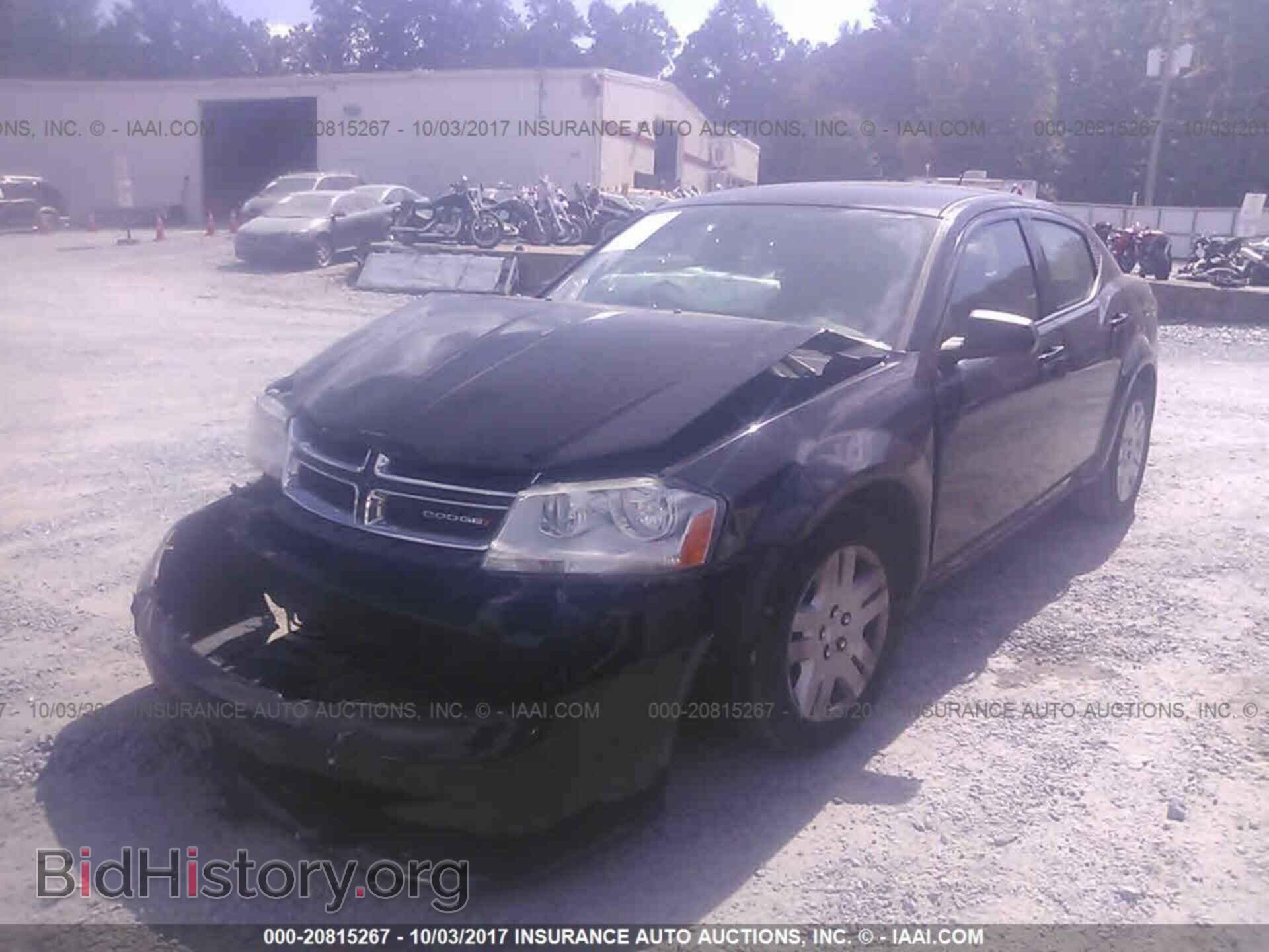 2014 Dodge Avenger - VIN: 1C3CDZABXEN196579 - Фото 2