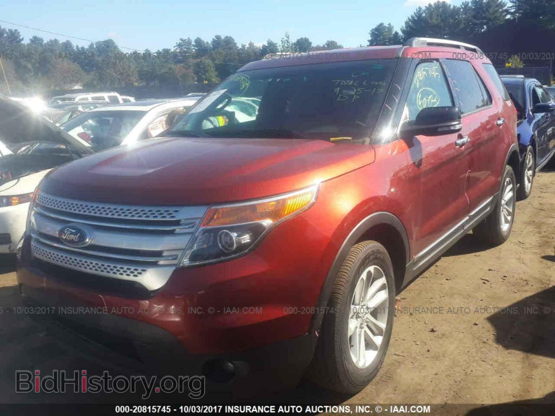 2014 Ford Explorer - VIN: 1FM5K8D89EGC50328 - Photo 2