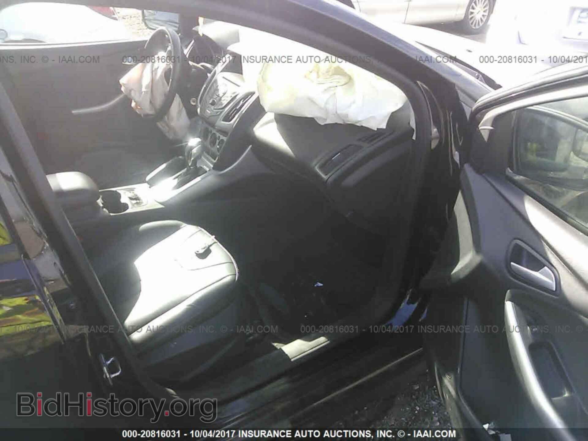 2014 Ford Focus - VIN: 1FADP3K2XEL220366 - Photo 5
