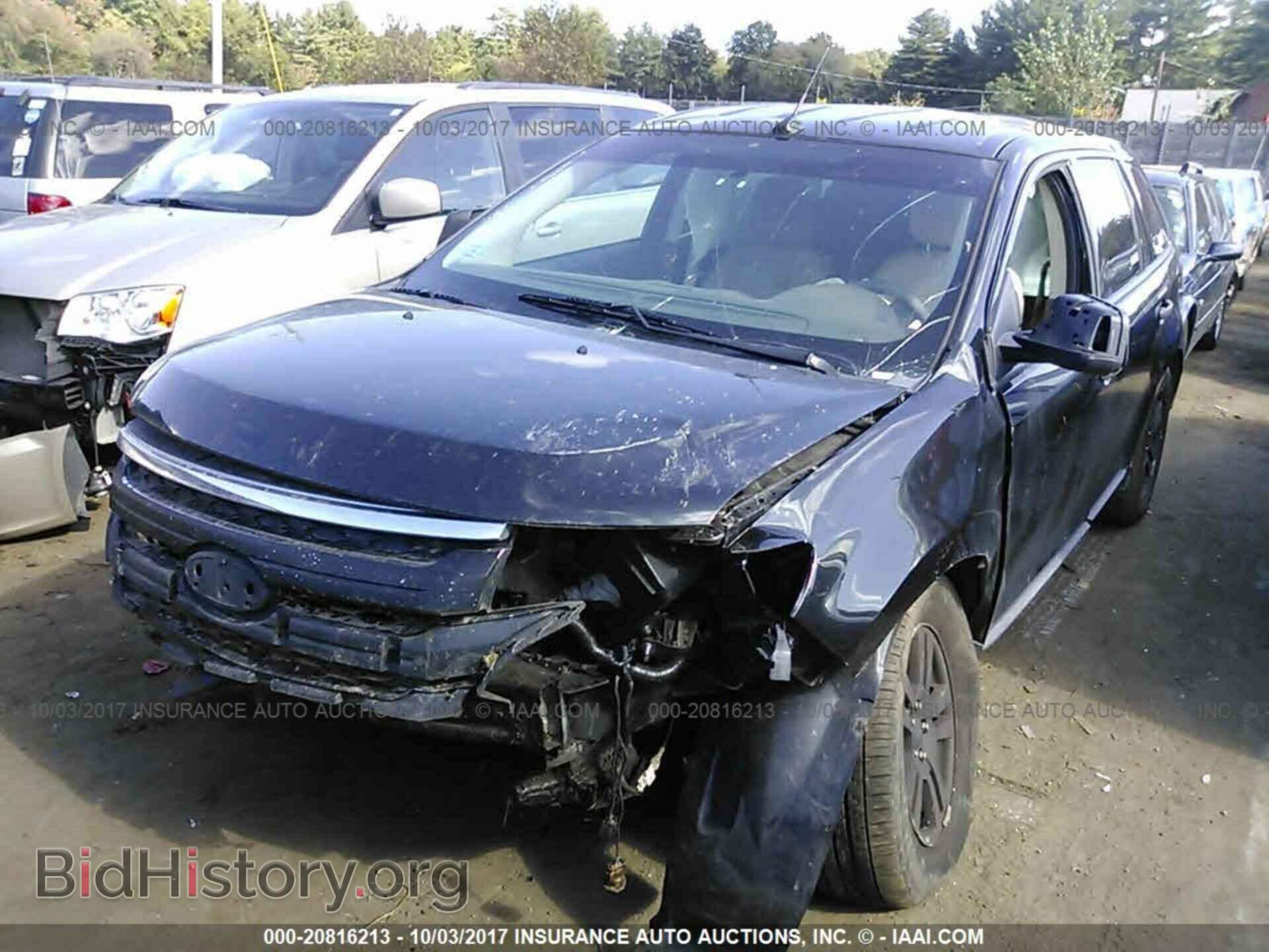 2011 Ford Edge - VIN: 2FMDK3GC2BBA54216 - Photo 2