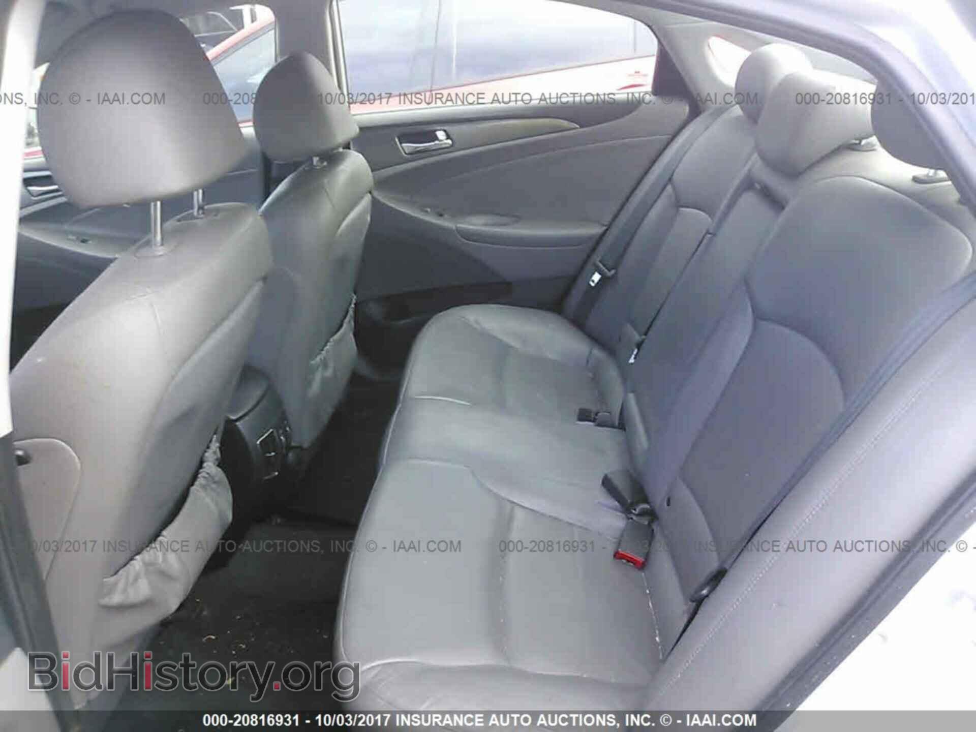 2012 Hyundai Sonata - VIN: KMHEC4A41CA056044 - Photo 8