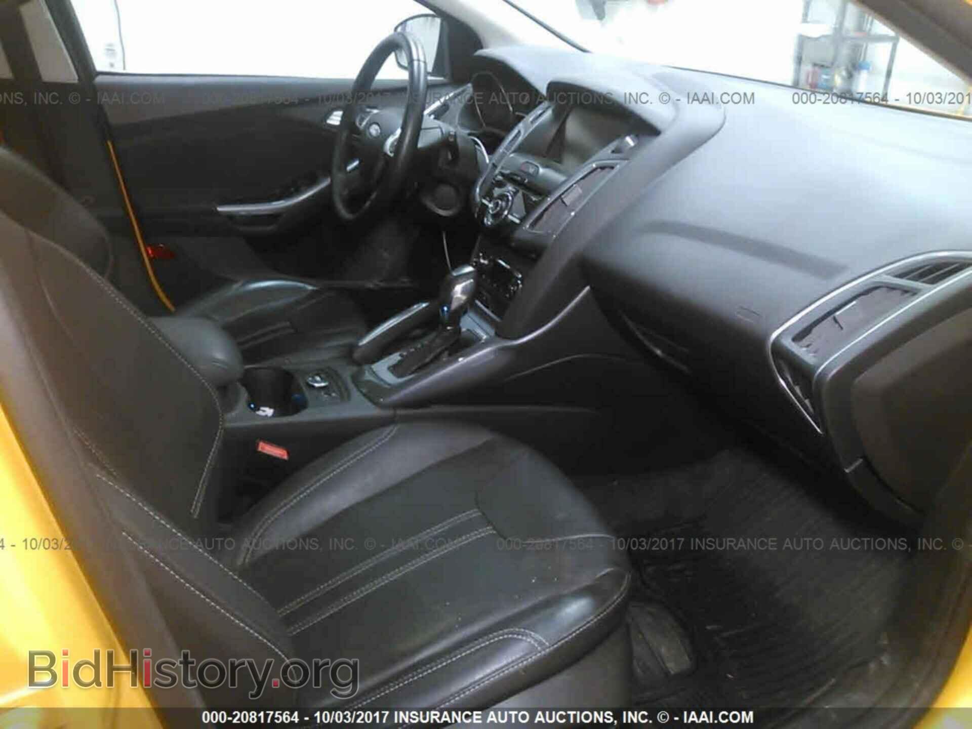 2012 Ford Focus - VIN: 1FAHP3N24CL237772 - Photo 5