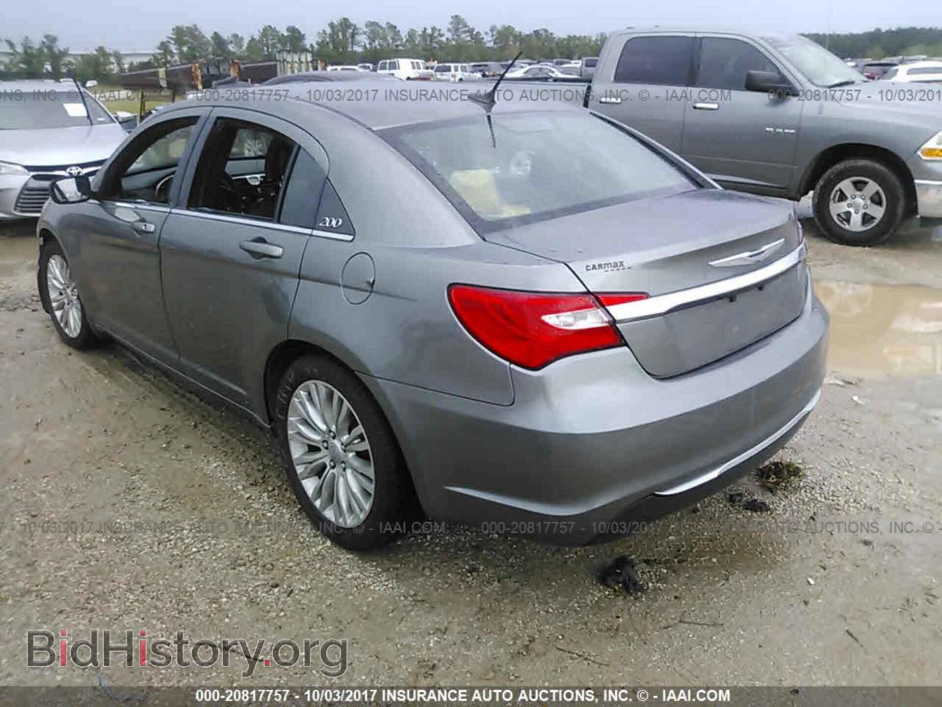 2013 Chrysler 200 - VIN: 1C3CCBAB5DN670639 - Фото 3