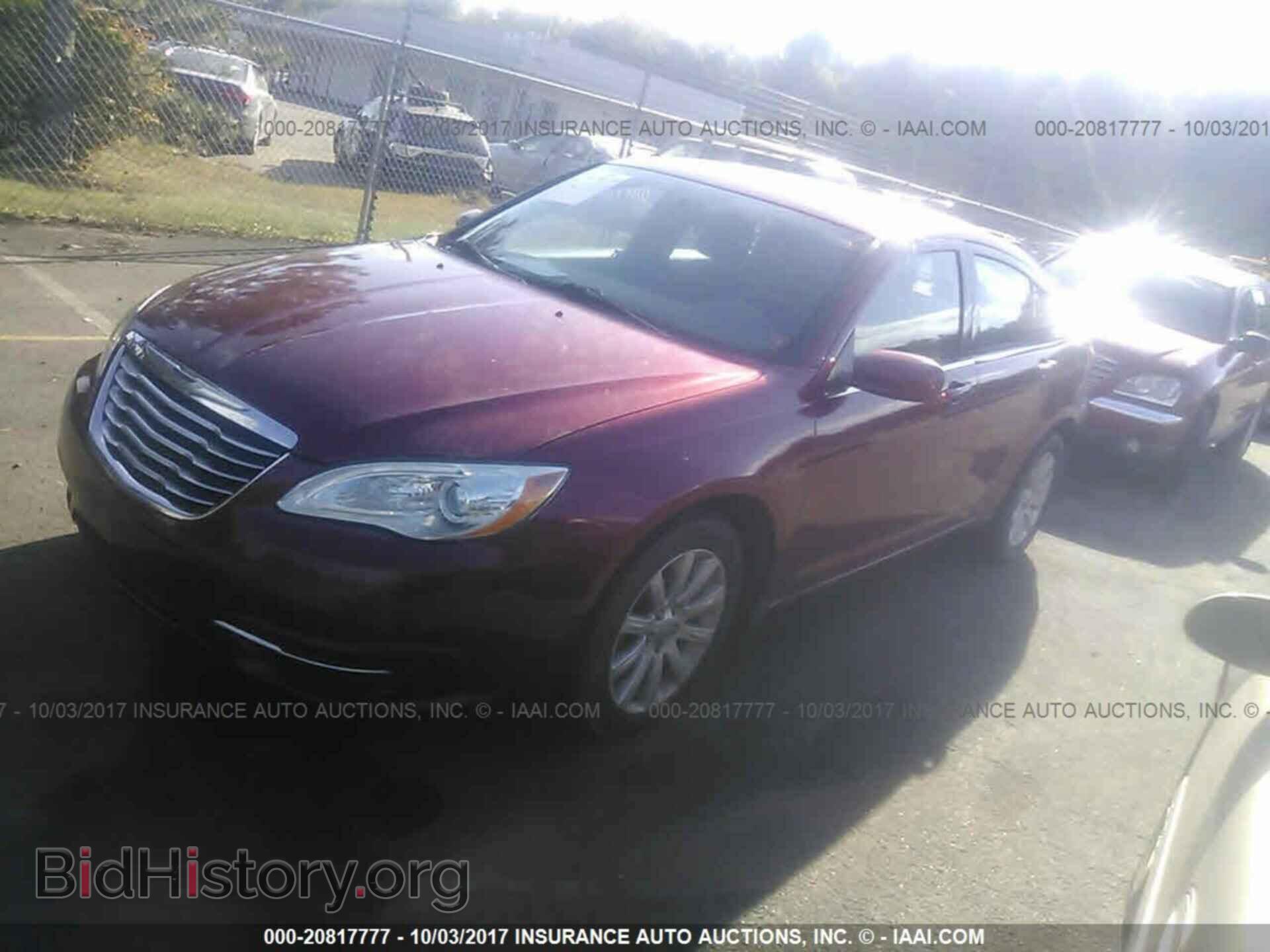 2013 Chrysler 200 - VIN: 1C3CCBBB5DN764969 - Фото 2