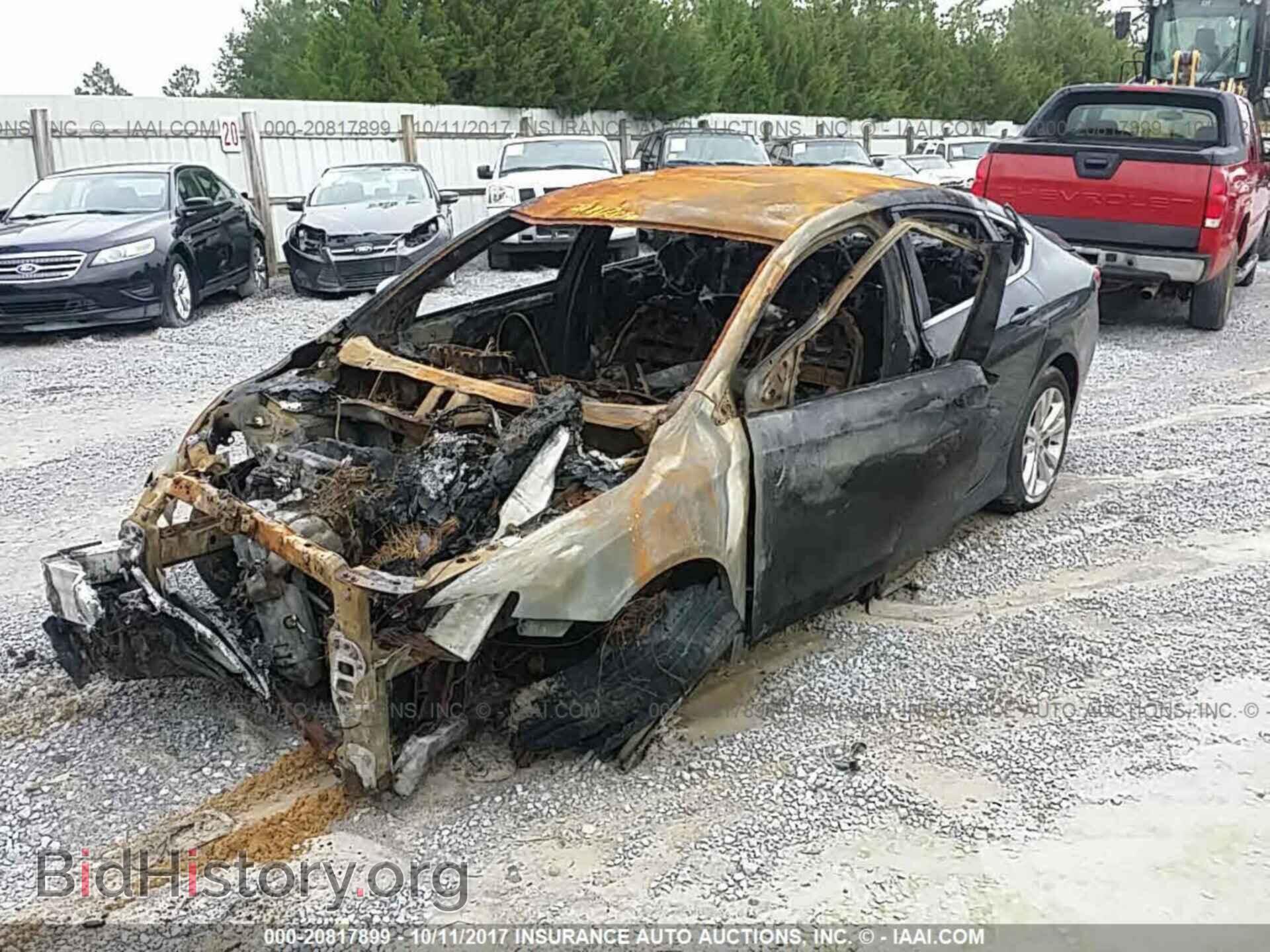 2016 Chrysler 200 - VIN: 1C3CCCFBXGN183200 - Photo 2