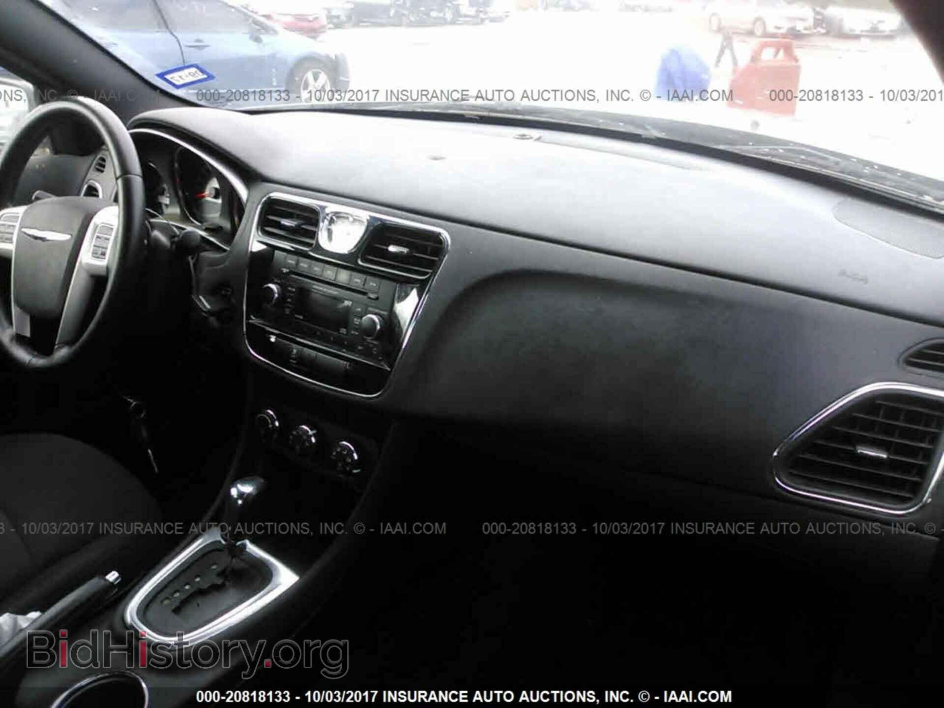 2013 Chrysler 200 - VIN: 1C3CCBBB9DN500749 - Photo 5